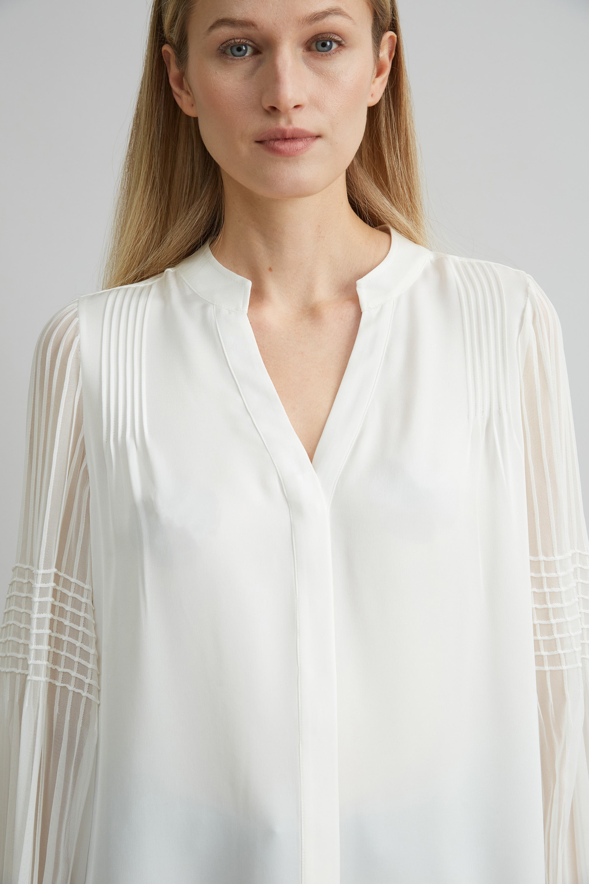Elegant Chiffon Button Down Shirt for Women - Flowy Blouse with Long Sleeves & Front Buttons - Perfect for Office Wear, Date Night & Casual Outfits