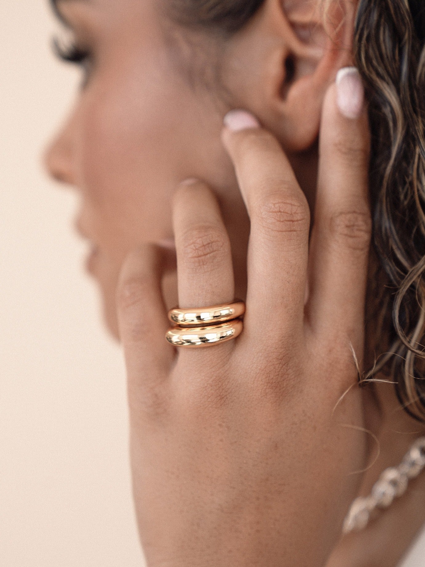 Elegant Modern Dome Ring Set for Women - Minimalist Stackable Rings - Perfect for Everyday Wear, Gifts & Special Occasions