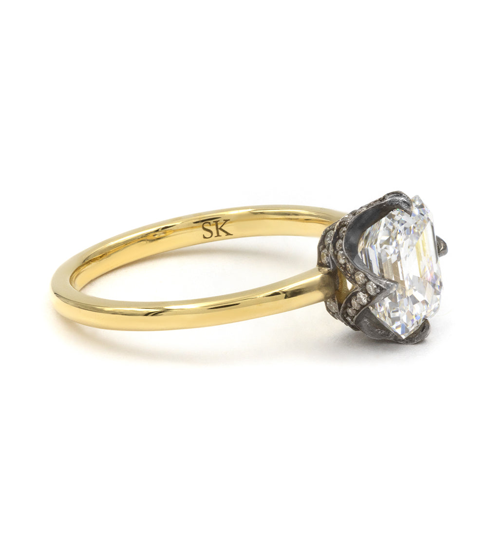 1.72Ct Emerald Cut Diamond Engagement Ring for Women - Unique Spiky Crown Design, Vintage Style Wedding Band - Perfect for Proposals, Anniversaries & Special Occasions