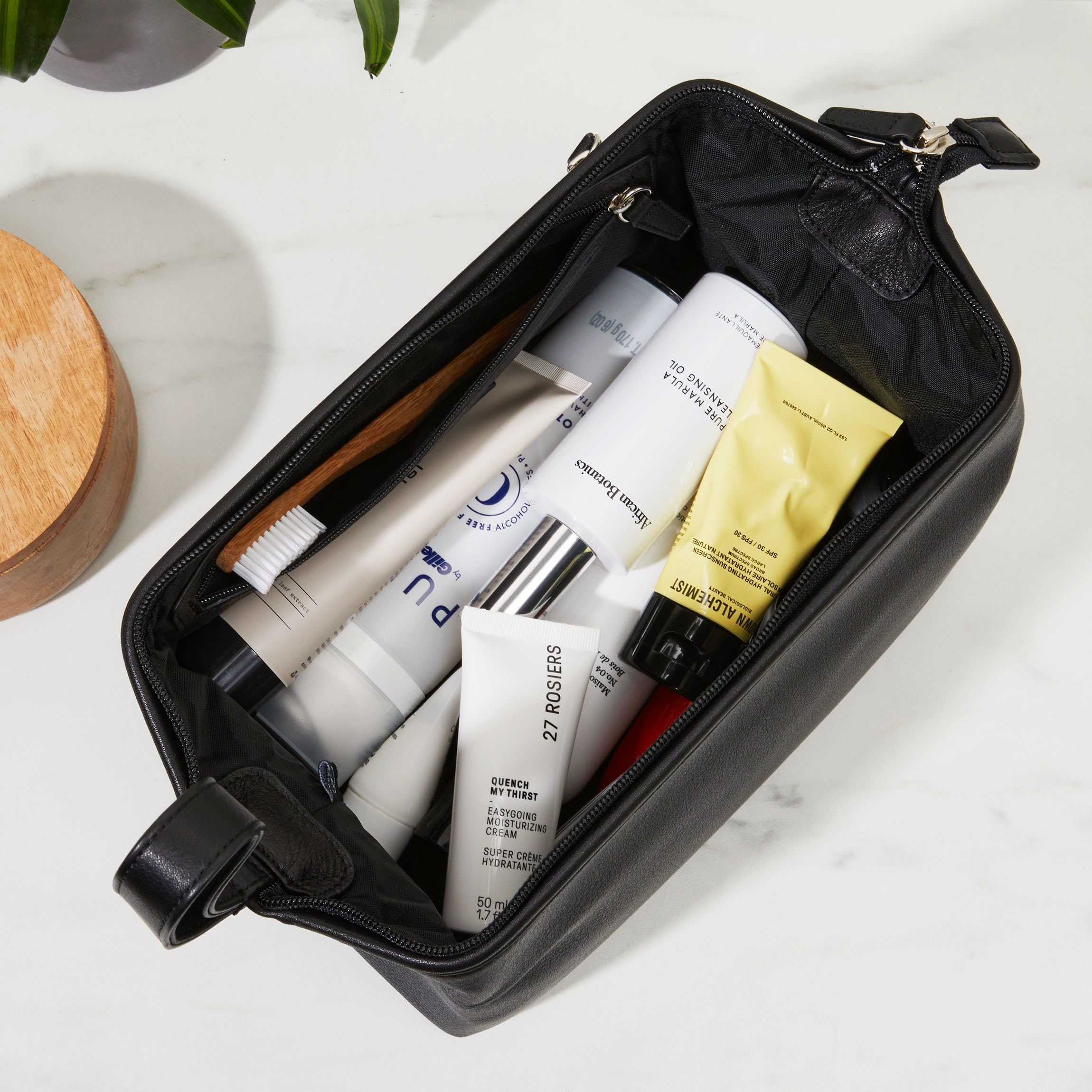 Premium Leather Framed Toiletry Bag for Men & Women - Travel Cosmetic Organizer with Multiple Pockets - Perfect for Gym, Business Trips & Vacation Essentials