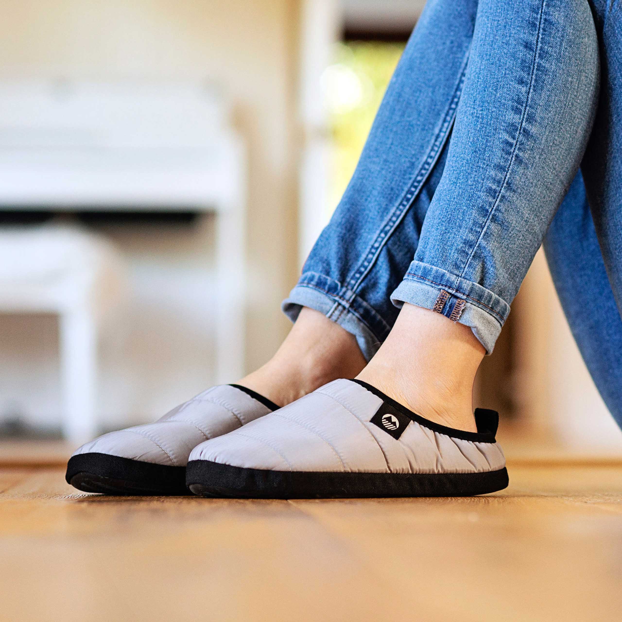Wolfa Ultra Warm Women's Tent Slippers - Cozy Indoor/Outdoor Winter House Shoes for Camping, Hiking & Home Comfort