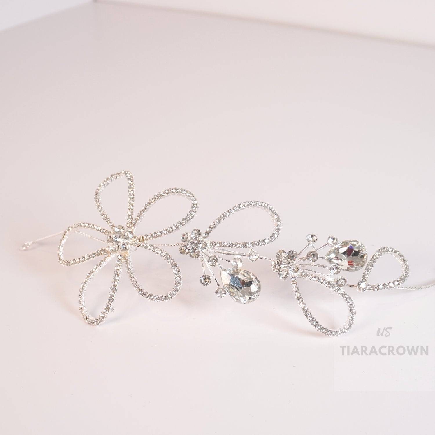 Elegant Wedding Hair Accessories for Brides, Bridesmaids & Flower Girls | Sparkling Bridal Hair Jewelry & Headpieces | Perfect for Weddings, Prom & Special Occasions