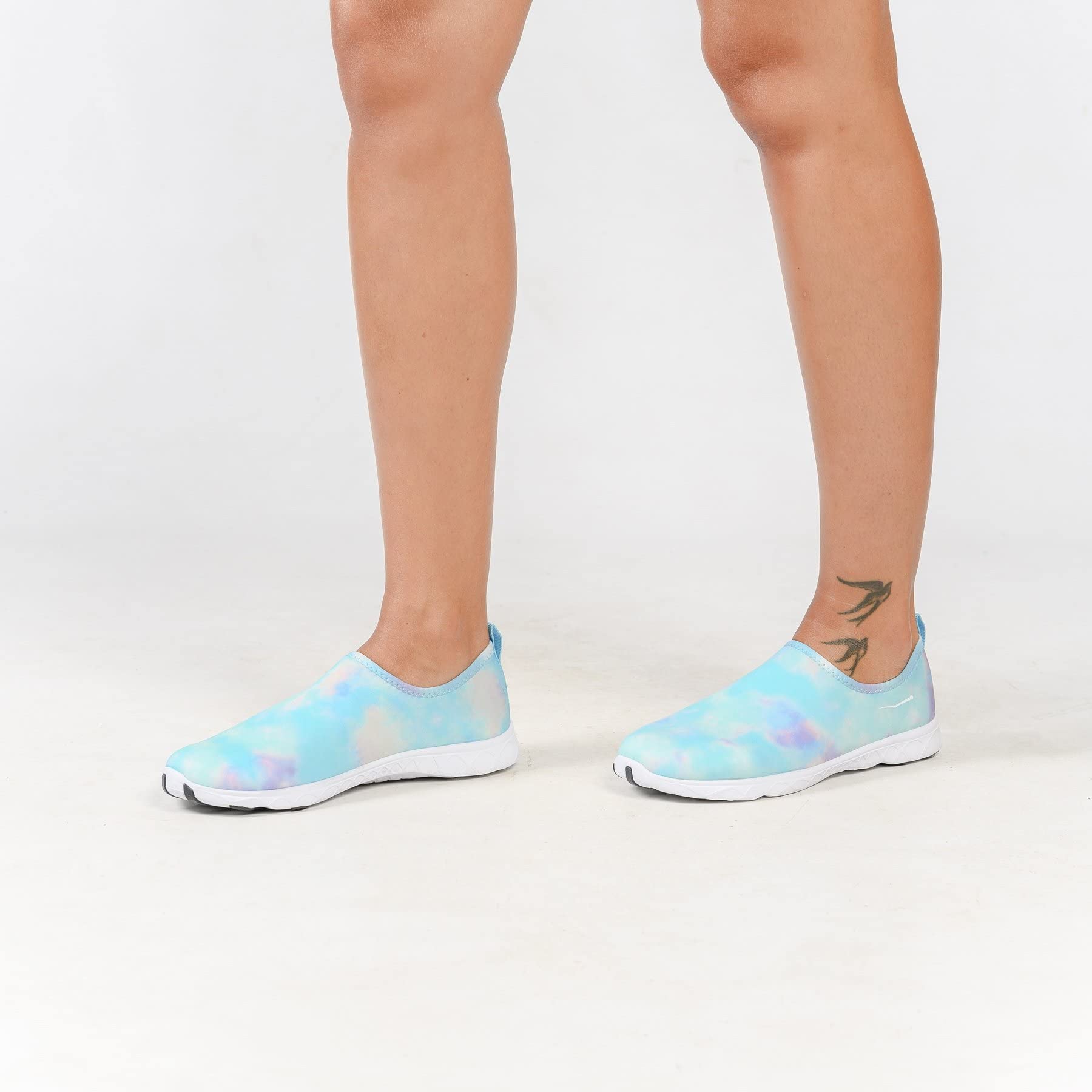 Women's Quick-Drying Wave Runner Water Shoes - Lightweight Non-Slip Aqua Sneakers for Beach, Pool, Kayaking & Water Sports