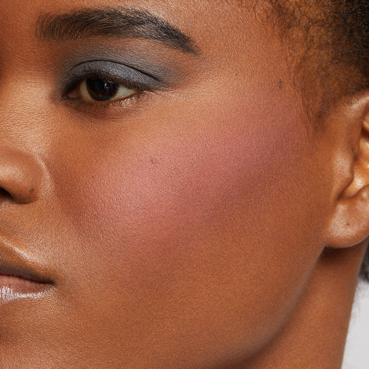 Blush Colour Infusion - Long Lasting Liquid Blush for Cheeks & Lips | Natural Flush Makeup for Day & Night | Perfect for Everyday Wear, Date Night & Special Occasions