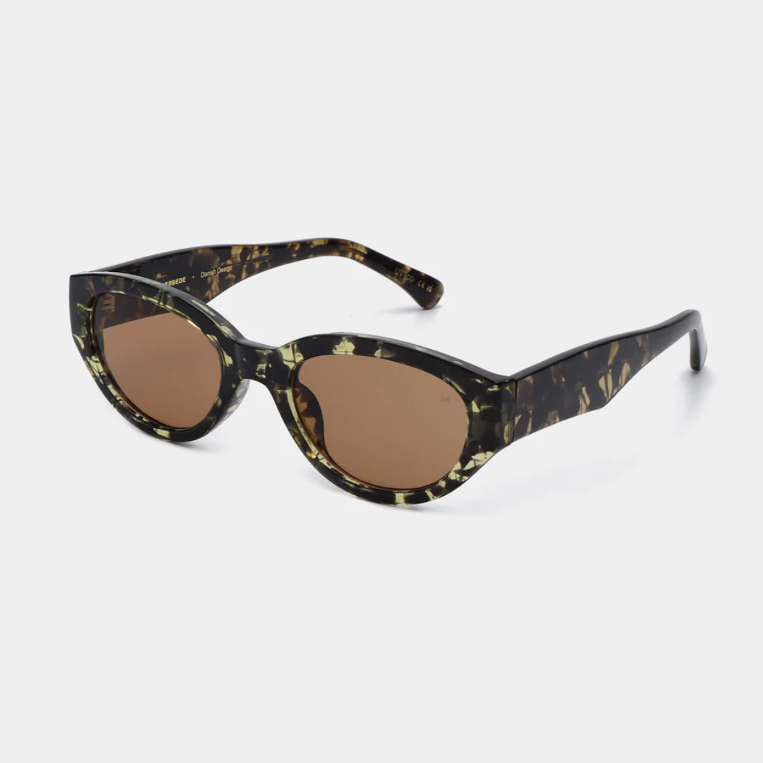 A. Kjaerbede Winnie Sunglasses - Black/Yellow Tortoise Frame for Women | Fashion UV Protection Shades for Outdoor, Beach & Driving