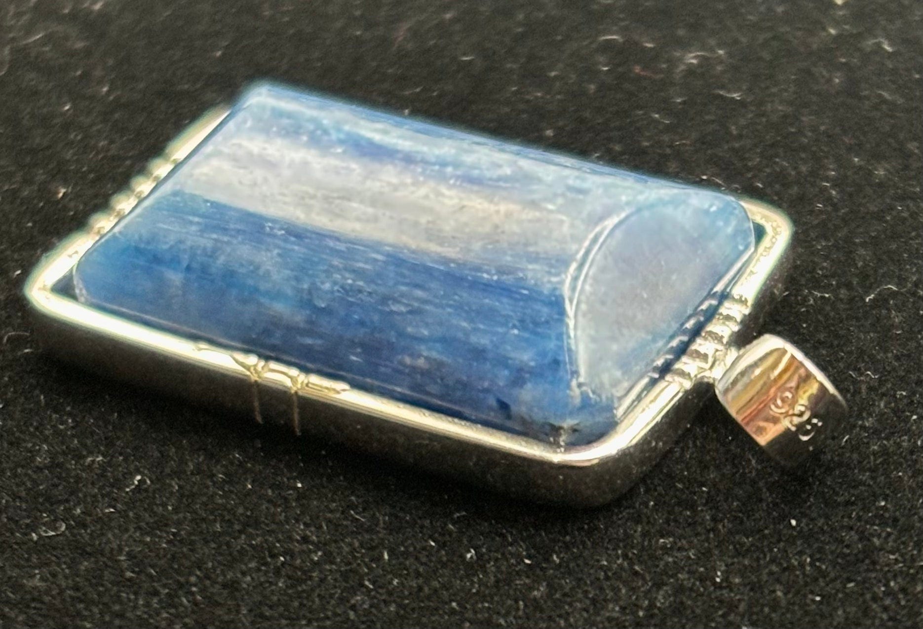Natural Blue Kyanite Pendant Necklace - Healing Crystal Jewelry for Meditation, Energy Balancing & Spiritual Protection | Perfect for Yoga, Reiki & Chakra Work