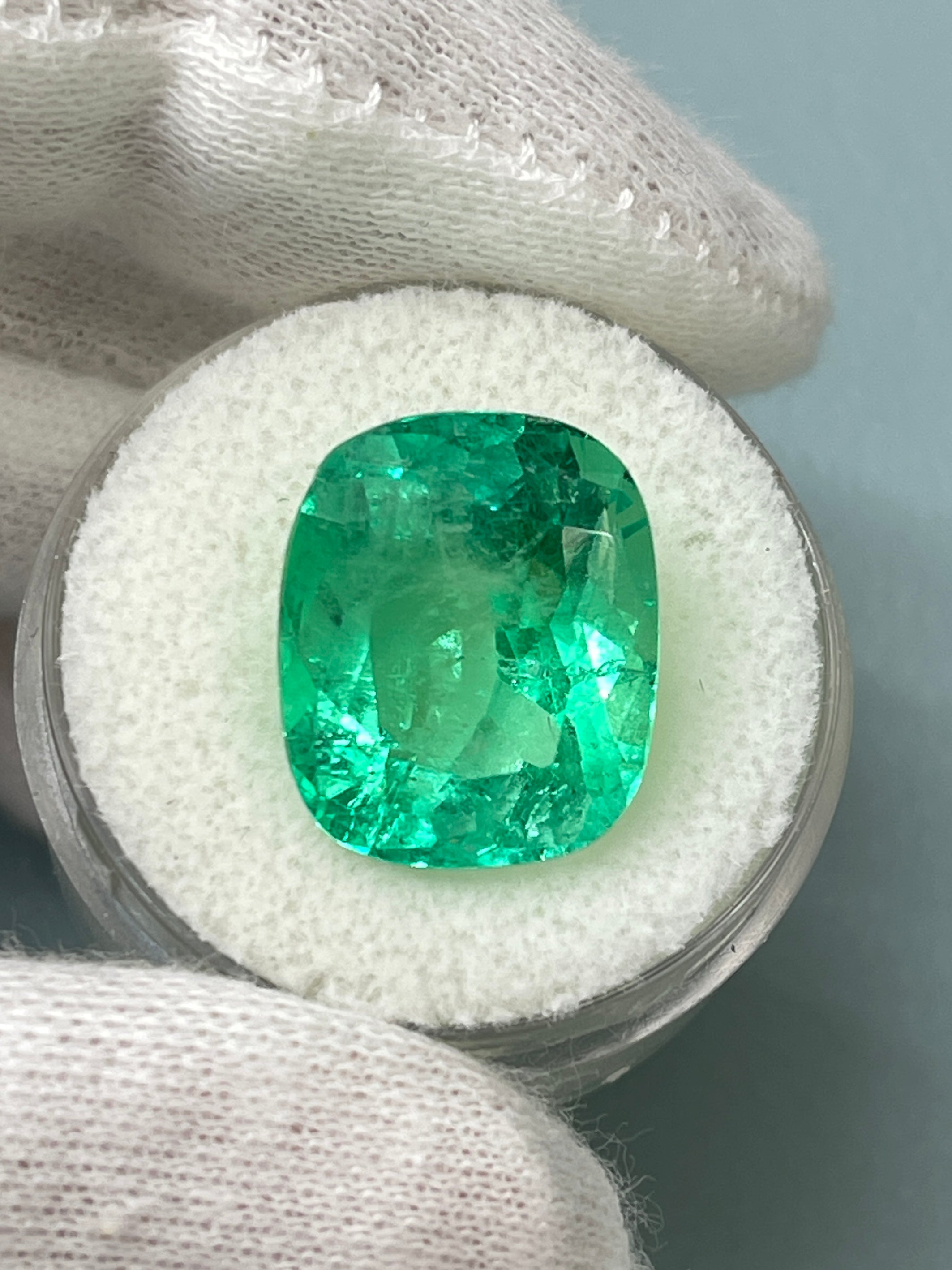 11.50 Carat Natural Muzo Colombian Emerald - 15.5x13mm Cushion Cut Yellowish Green Gemstone for Jewelry Making & Luxury Gifts