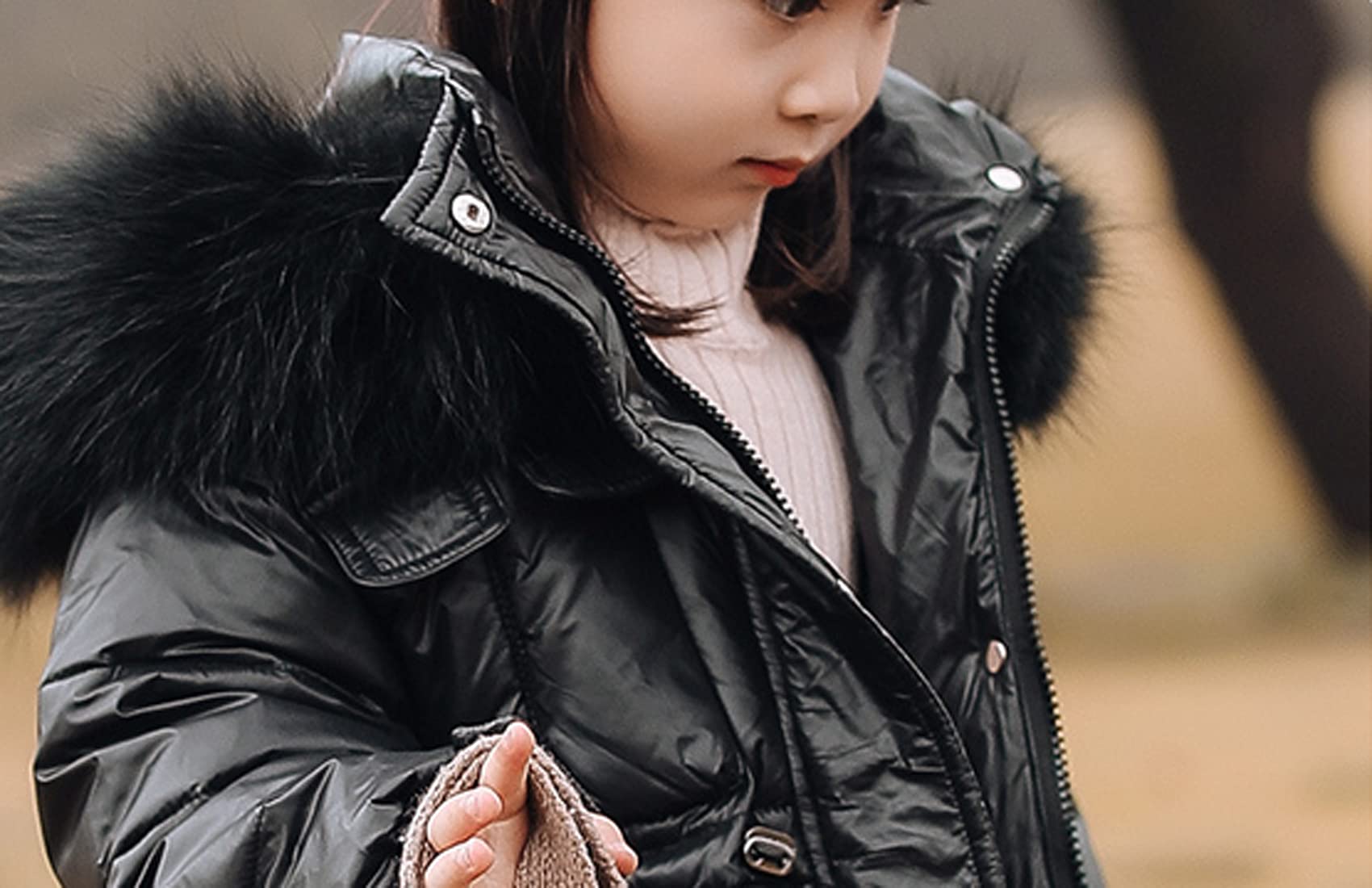 DINGDONG'S CLOSET Girls Winter Jacket with Hood, Fur Trim & Pockets - Warm Down Parka Coat for Kids - Perfect for Snow Play, School & Outdoor Activities