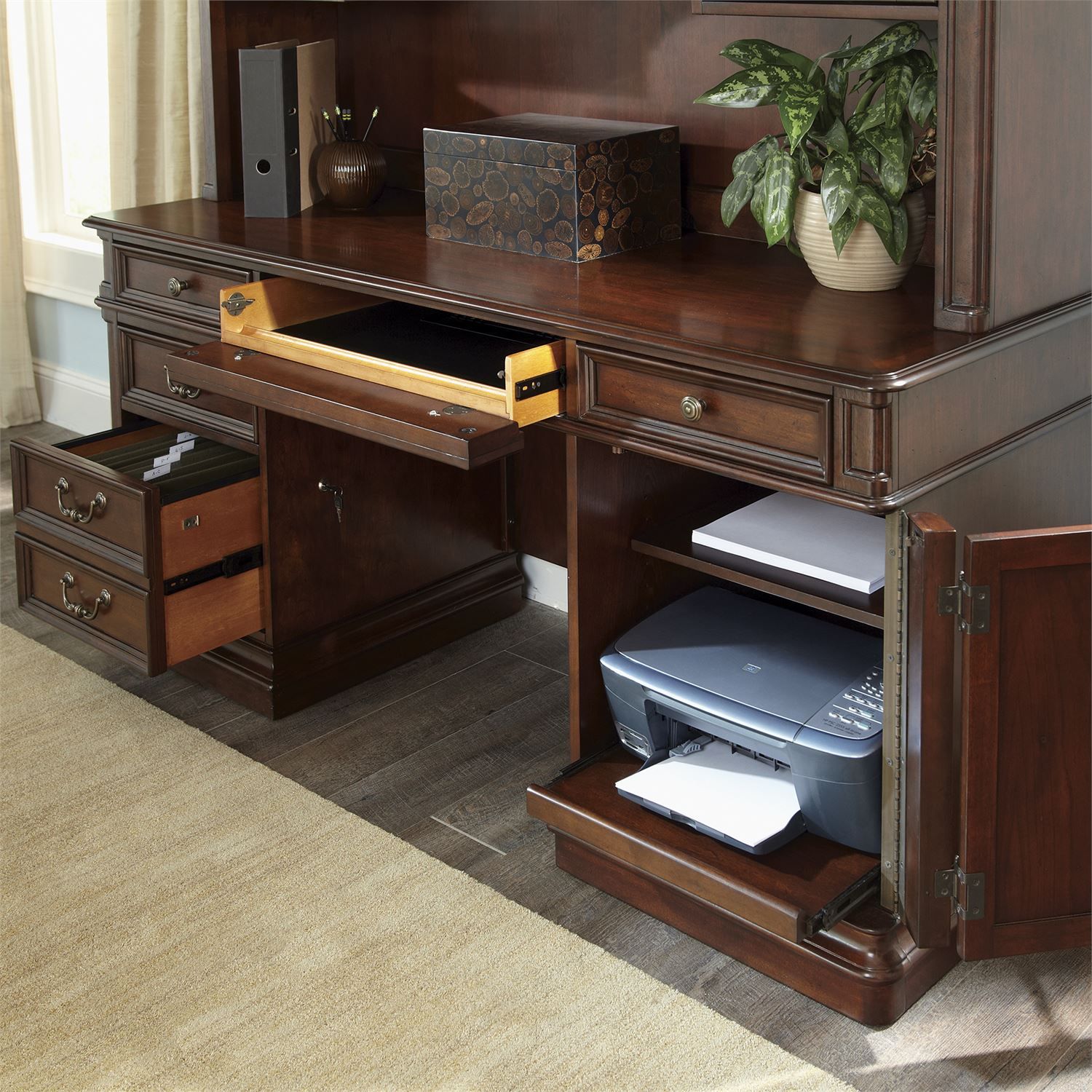 Premium Modern Executive Desk - High-Quality Office Furniture for Professionals | Perfect for Home Office, Corporate Workspace & Business Meetings