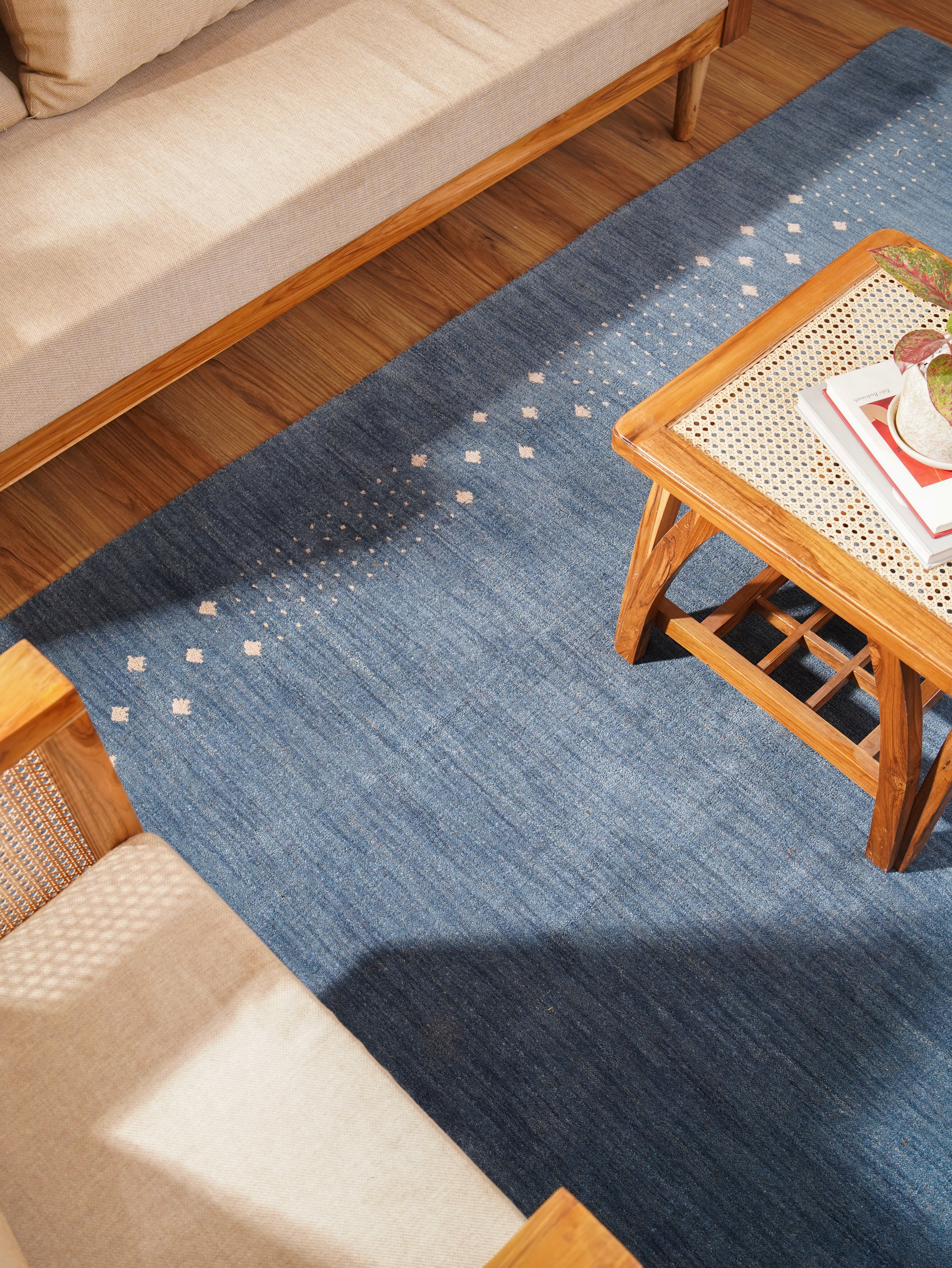 Premium Hand-Knotted Wool Rug from Shenzhen – Soft & Durable for Living Room, Bedroom, or Office Decor