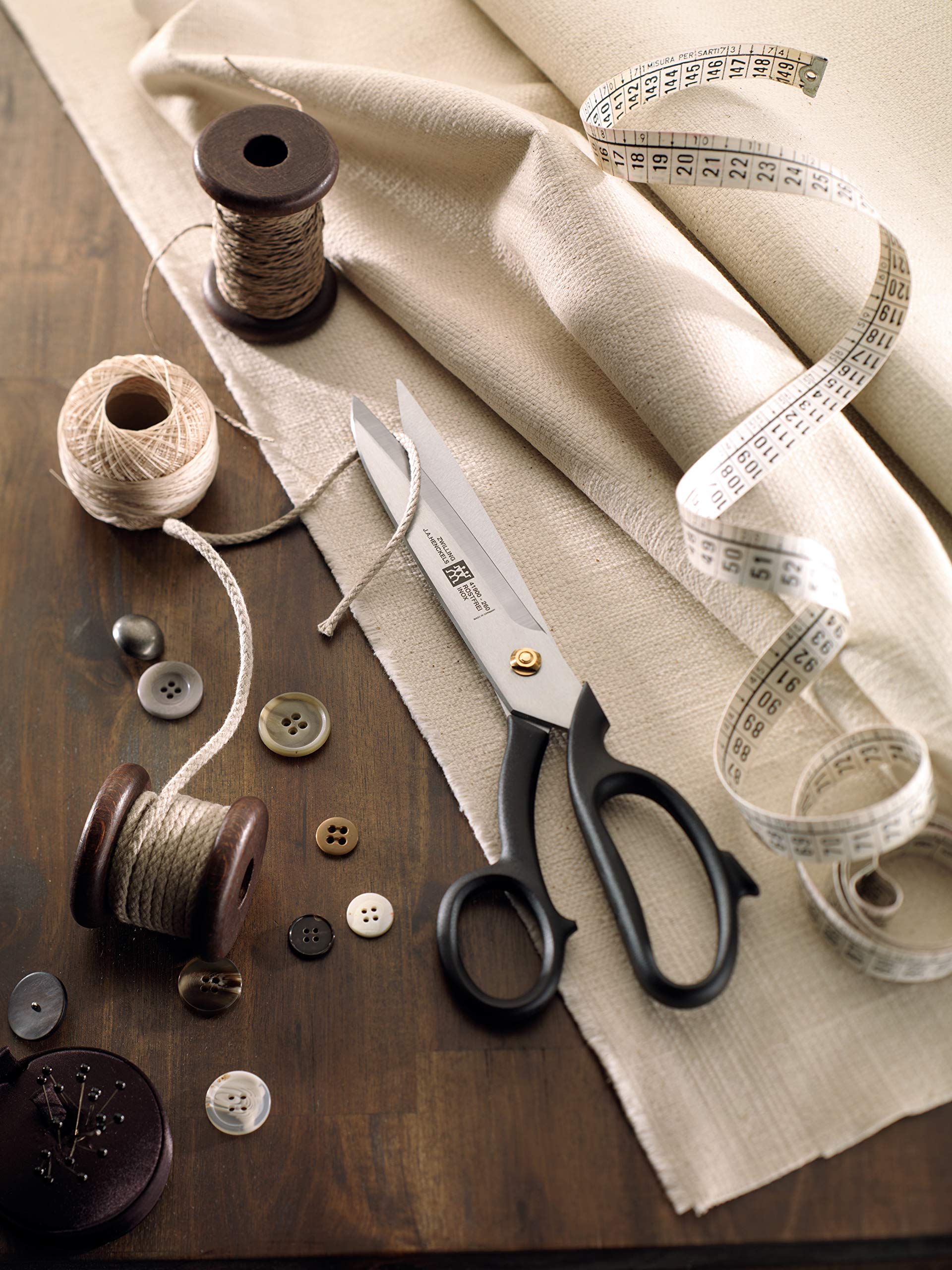 ZWILLING Superfection Classic Tailor Scissors - 21cm Professional Fabric Cutting Shears - High Carbon Stainless Steel with Ergonomic Plastic Handle - Ideal for Sewing, Quilting & Crafting Projects