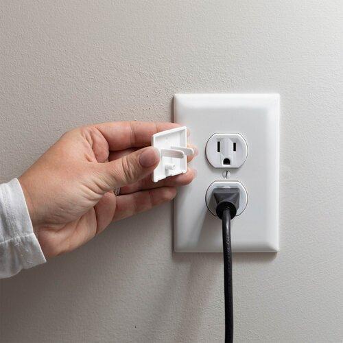 Qdos StayPut Single Outlet Plug - Secure Wall Outlet Cover, Child Proof Electrical Socket Protector, White - Perfect for Baby Proofing Homes, Offices & Nurseries