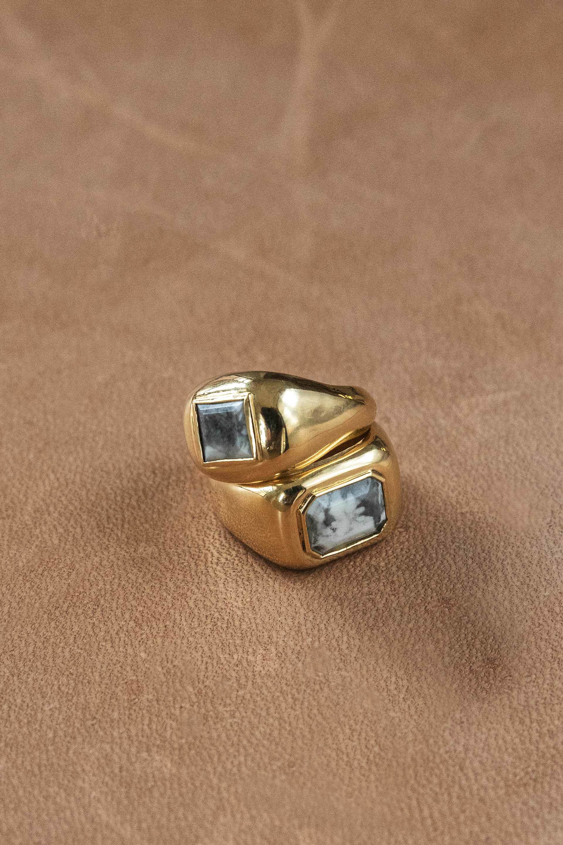 18K Yellow Gold & Howlite Stone Large Ring - Elegant Statement Jewelry for Women, Perfect for Weddings, Parties & Everyday Wear