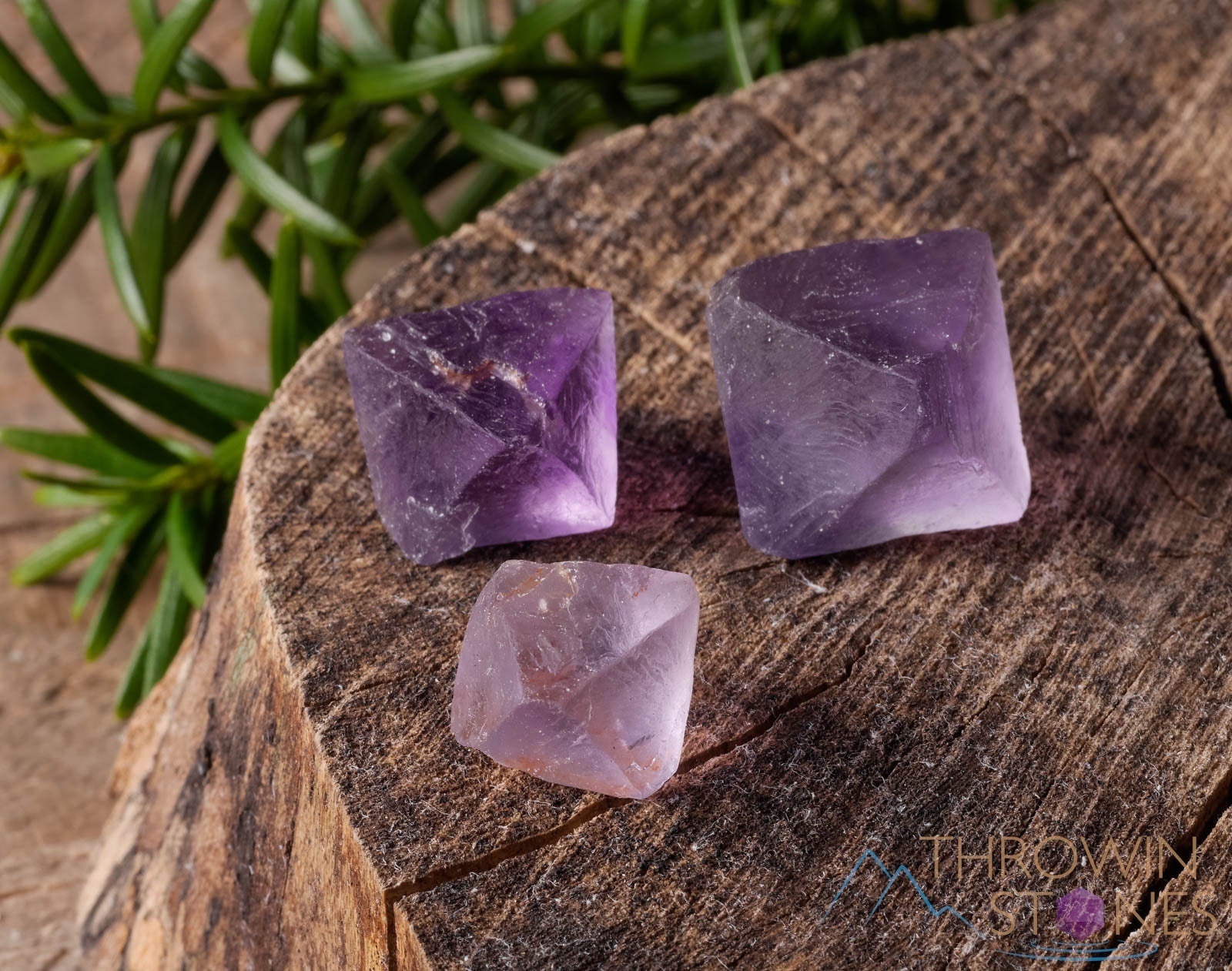 Natural Purple Fluorite Raw Crystal Octahedrons – Sacred Geometry Healing Stones for Meditation, Chakra Balancing & Energy Work – Metaphysical Crystals for Spiritual Growth & Home Decor (E0623)