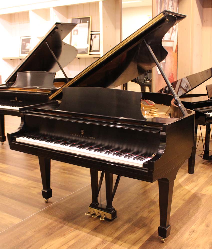 1987 Steinway Model M 5'7
