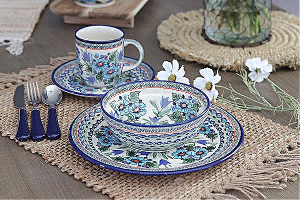 Blue Rose Polish Pottery Ballina 16-Piece Dinnerware Set - Elegant Dinner Plates, Bowls & Mugs - Perfect for Family Dinners, Holiday Entertaining & Restaurant Use