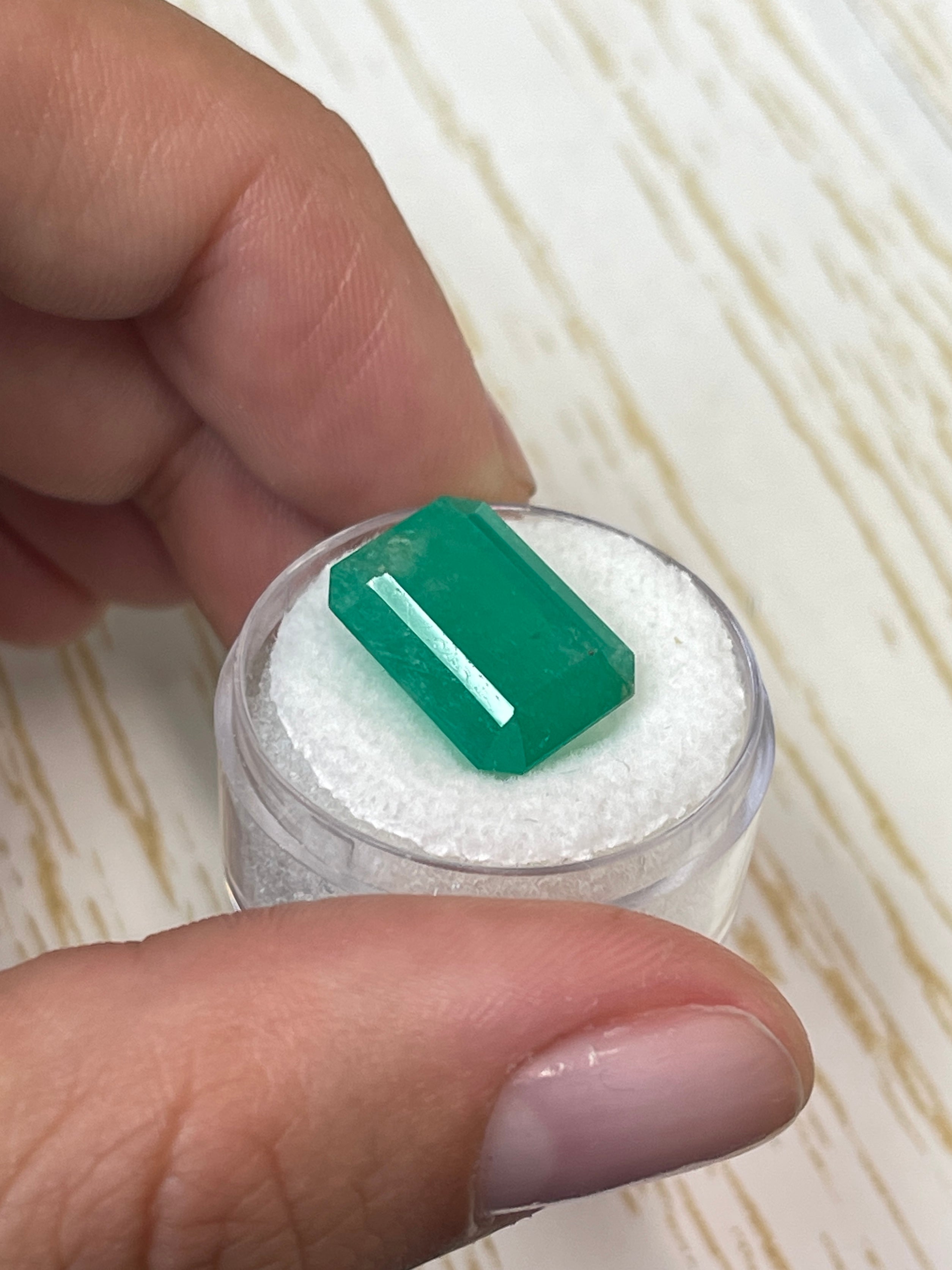 12.13 Carat Natural Colombian Emerald Loose Gemstone - 15.5x11.5mm Emerald Cut for Jewelry Making & Engagement Rings