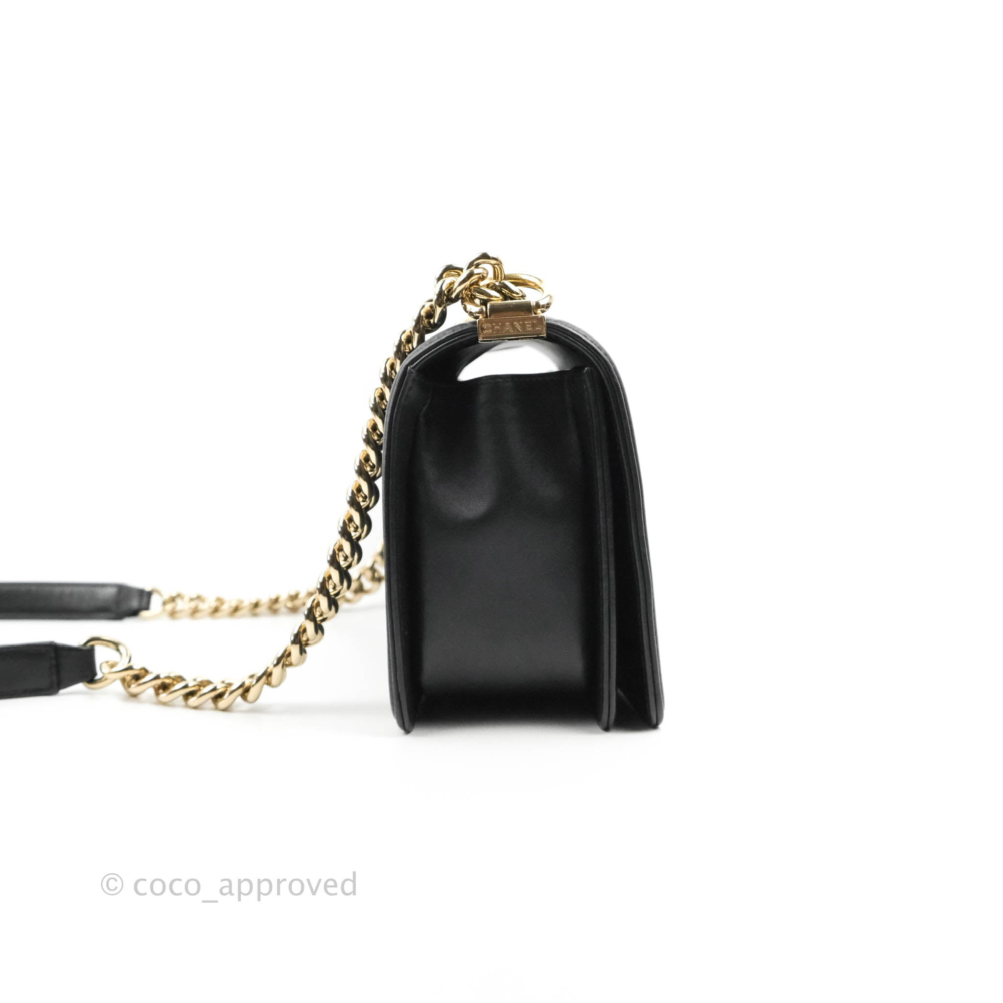Chanel Chevron Medium Boy Bag in Black Calfskin with Gold Hardware - Luxury Handbag for Women, Perfect for Evening Events & Special Occasions