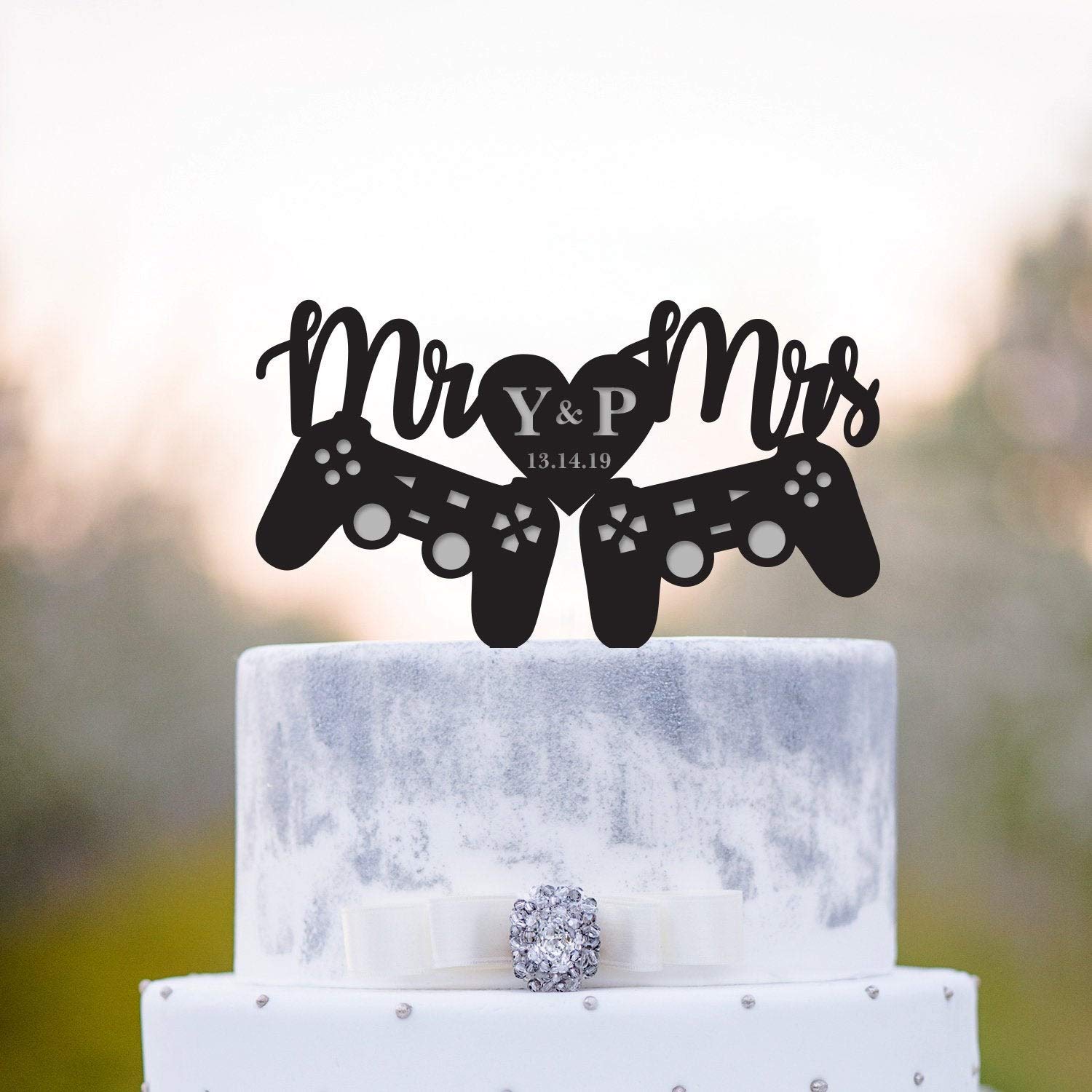 Personalized Video Game Wedding Cake Topper - Custom Gamer Cake Topper for Men & Women - Perfect for Gaming Themed Weddings, Birthday Cakes, and Anniversary Celebrations