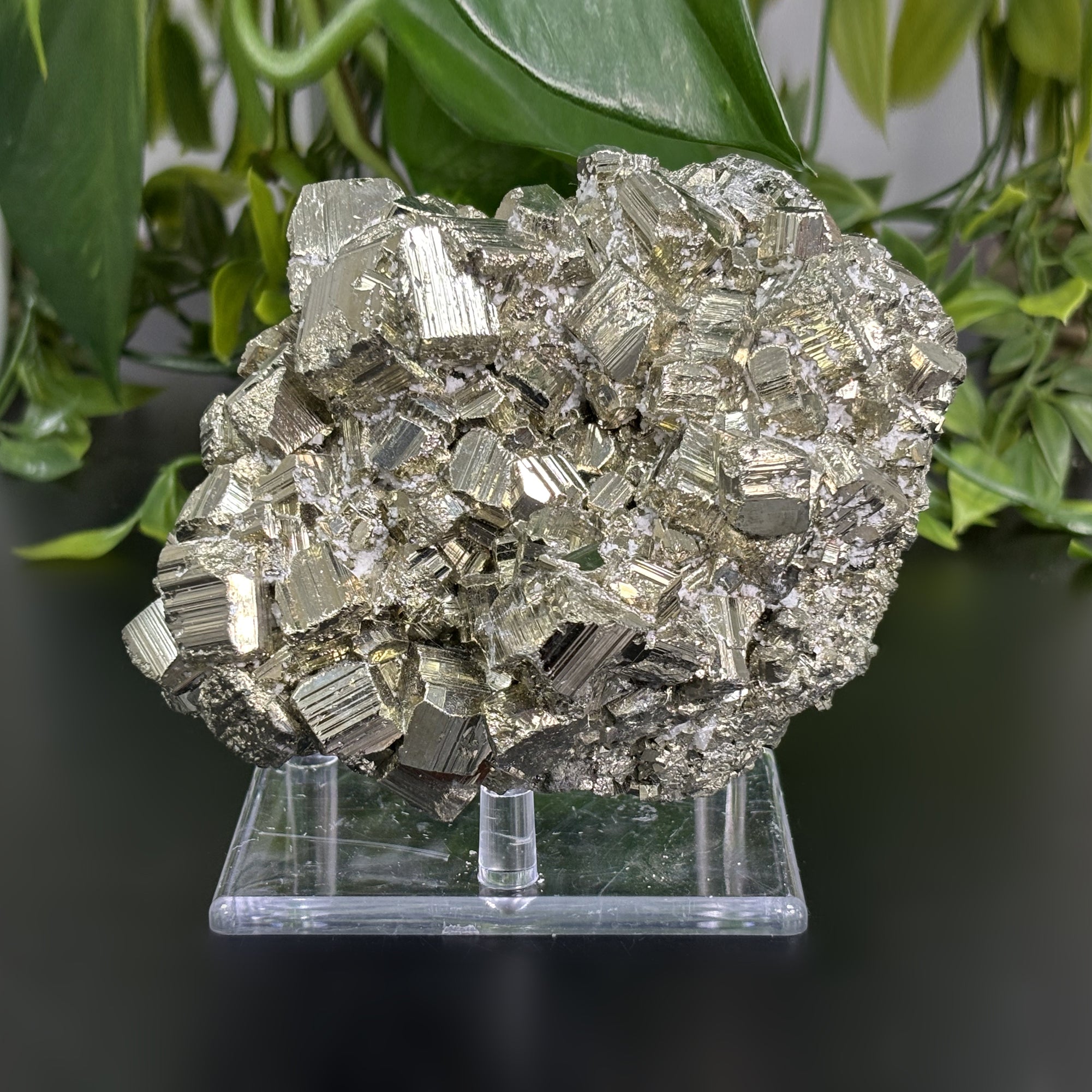 Natural Pyrite Crystal Cluster – Raw Healing Stone for Energy, Prosperity & Meditation – Golden Gemstone Mineral Specimen for Home Décor, Display & Collectors – Perfect for Spiritual Healing, Feng Shui & Crystal Collections (RMI720)