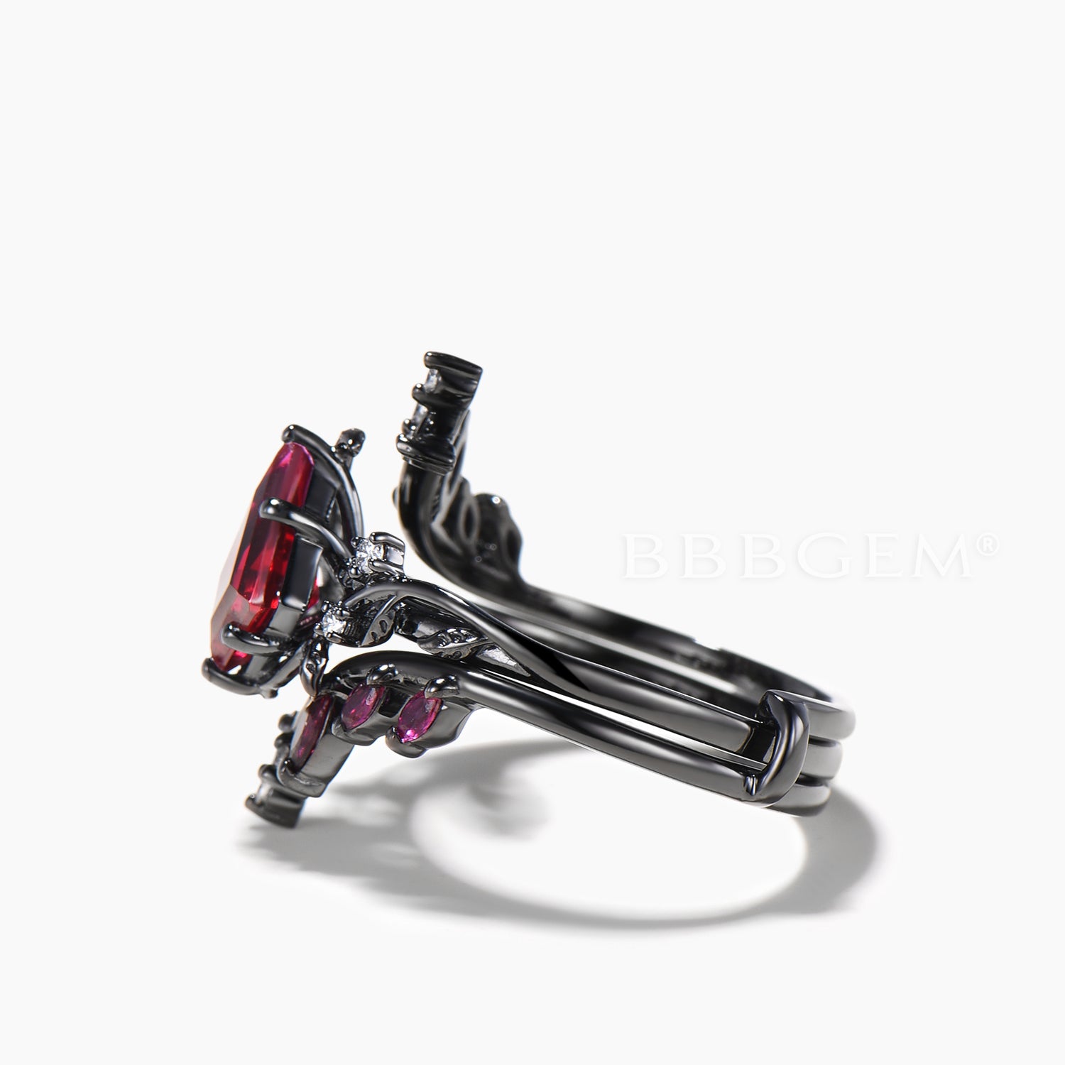 Exquisite Kite Cut Ruby Leaf Engagement Ring with Diamond Branch - Vintage Gothic Bridal Jewelry Set for Weddings, Anniversaries & Romantic Occasions