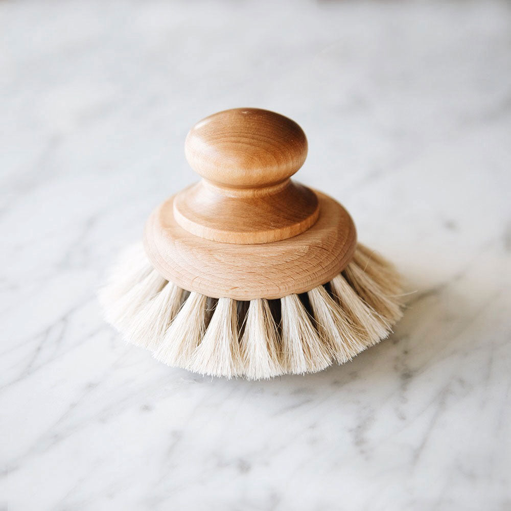 Premium Round Bath Brush with Long Handle - Exfoliating & Massaging Back Scrubber for Smooth Skin - Ideal for Shower, Spa & Relaxation at Home