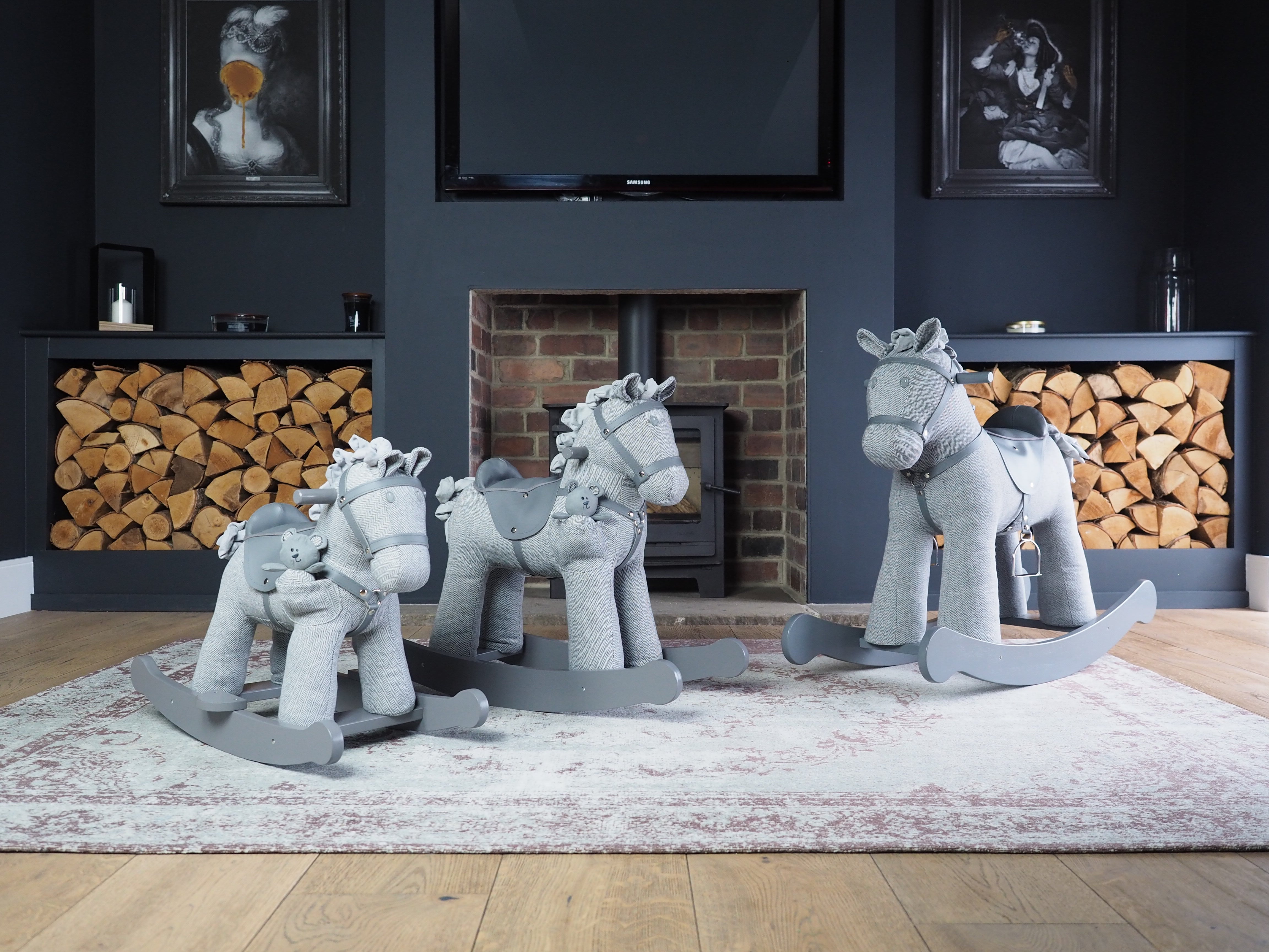 Stirling & Mac Wooden Rocking Horse for Kids - Classic Nursery Decor & Toddler Gift - Perfect for Playrooms, Bedrooms & Birthday Presents
