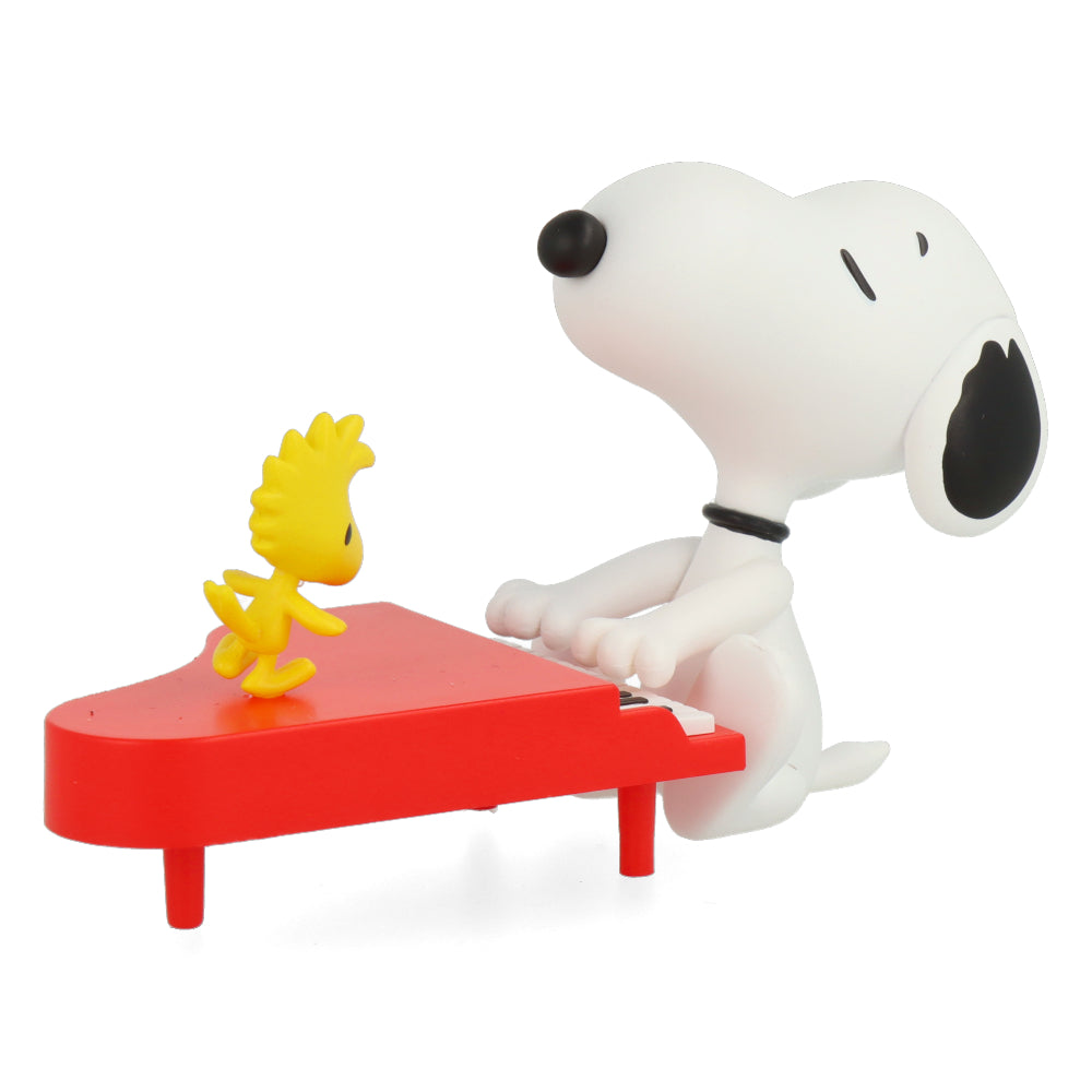 Pianist Snoopy Figurine - Peanuts Series 13 UDF Collectible - Perfect for Music Lovers & Home Decor