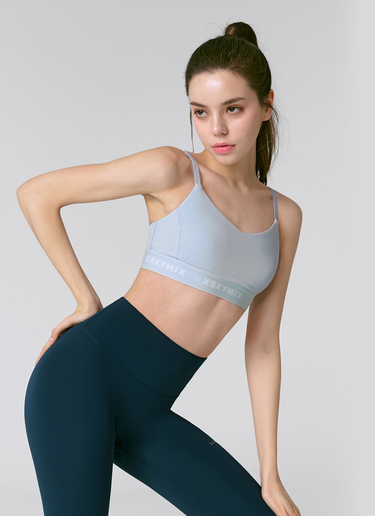 Black Label Signature Power Rise Logo Band Bra Top - High Support Sports Bra for Running, Yoga & Gym Workouts