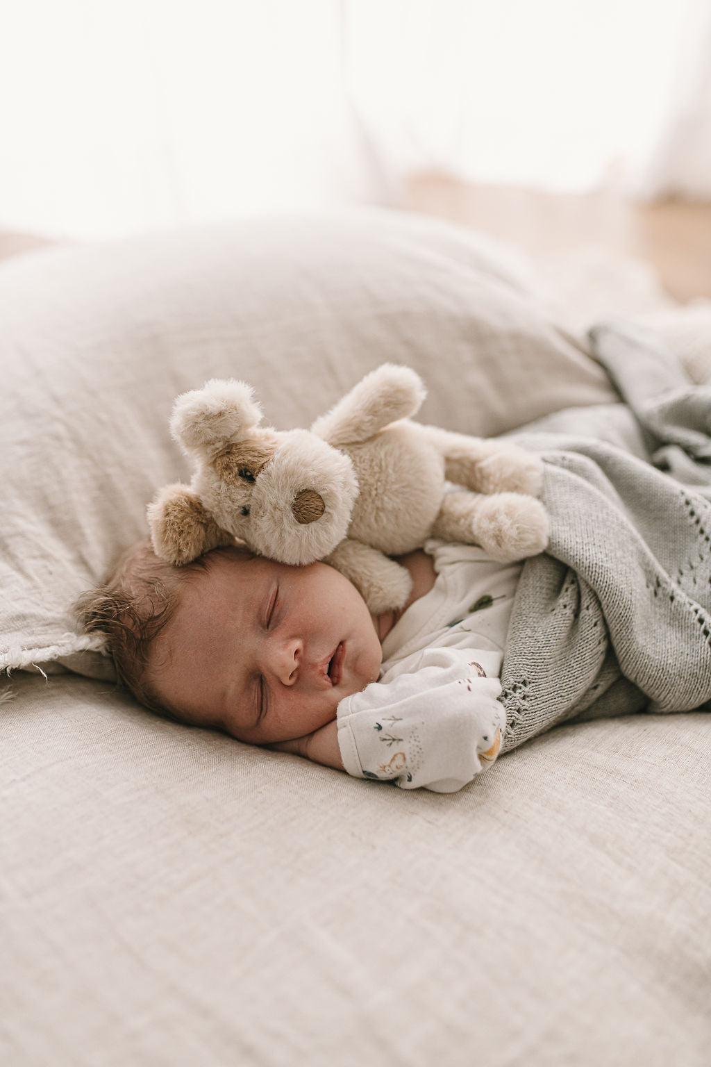 Buddy the Dog Rattle Toy - Cute Puppy Teether for Babies & Toddlers - Perfect for Early Learning, Sensory Play and Soothing Teething Pain