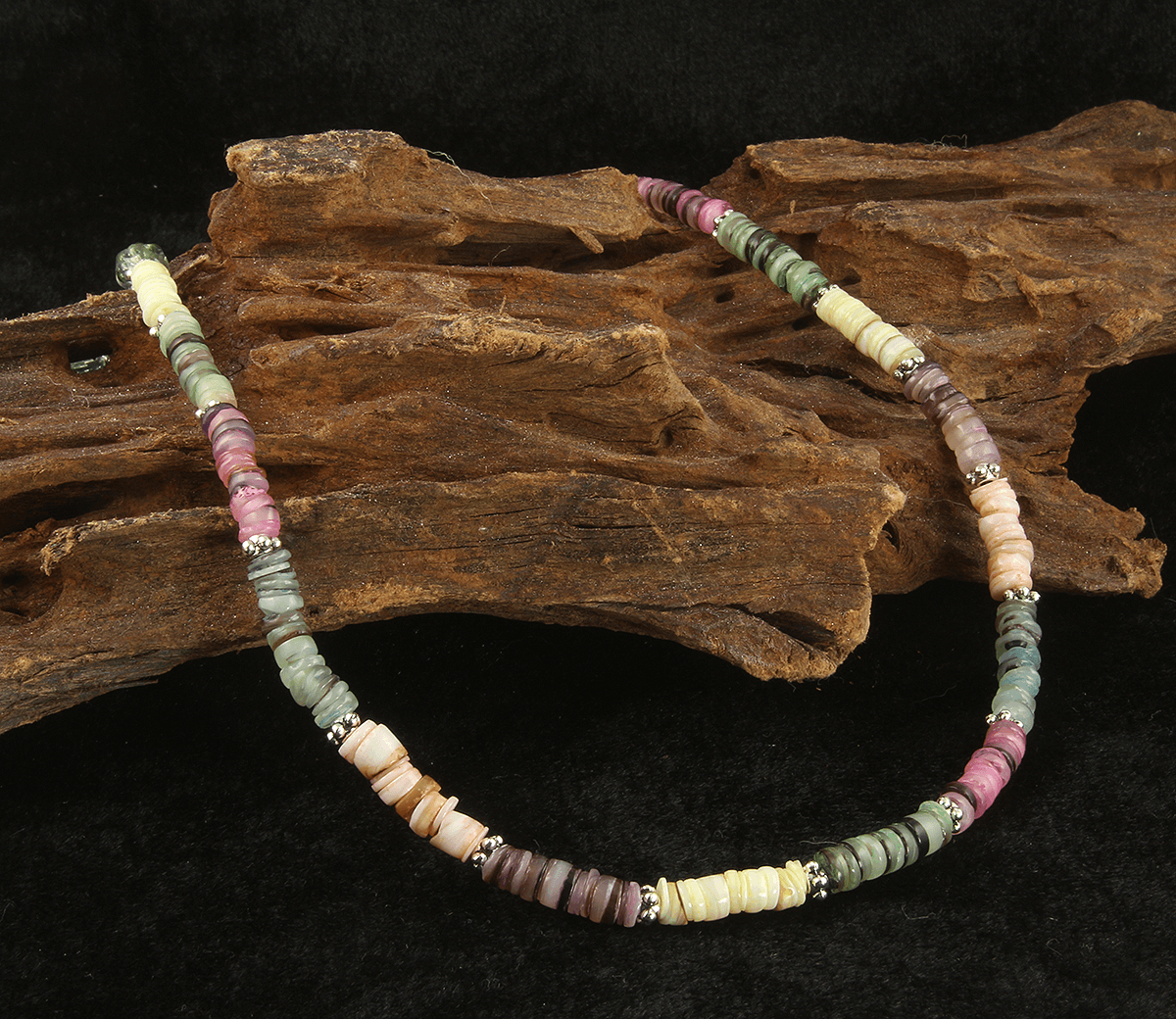 Sunrise Shells Beaded Choker Necklace for Women - Bohemian Beach Jewelry, Handmade Shell Necklace - Perfect for Summer, Festivals, and Beach Vacations