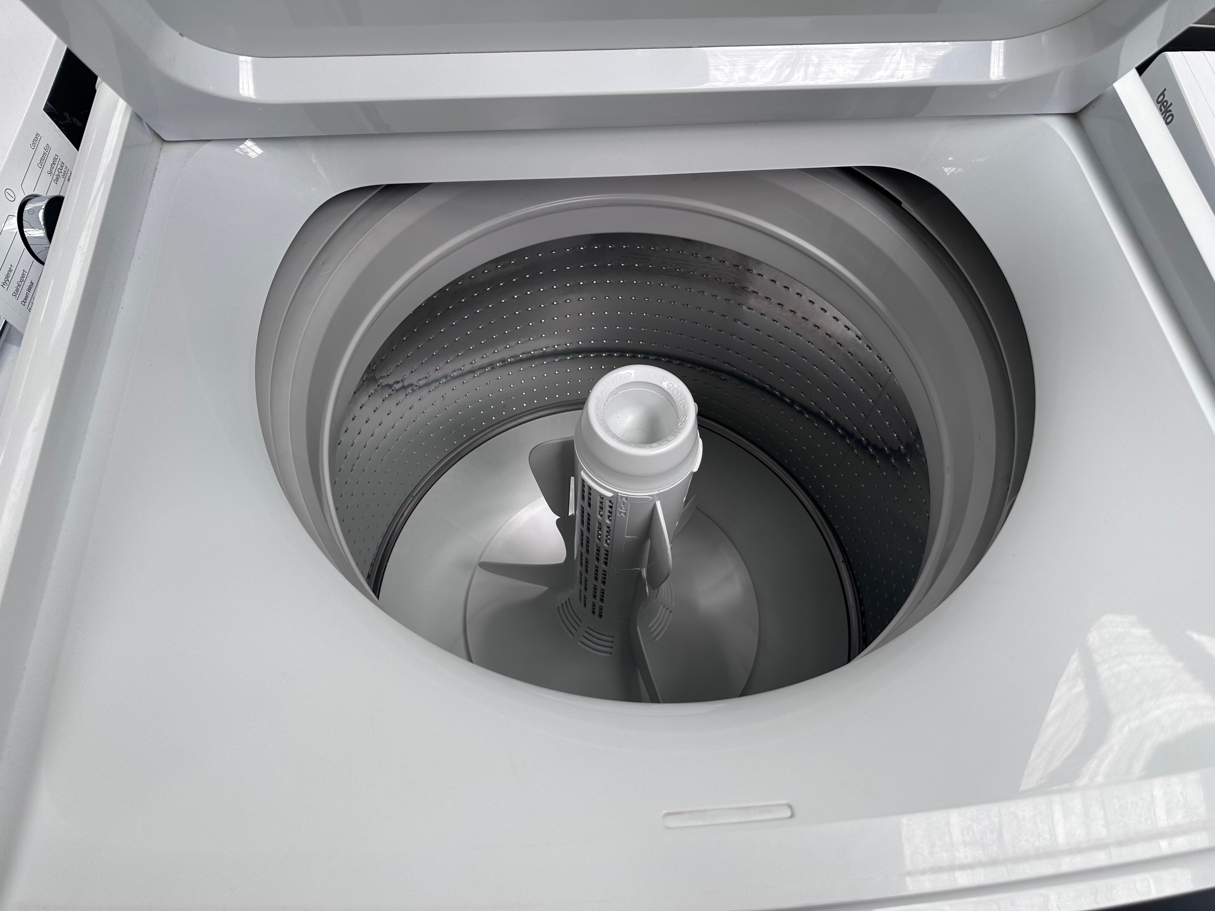 Fisher & Paykel 10kg Wash Smart Top Loader Washing Machine - Energy Efficient, Quiet Operation [Certified Refurbished] - Perfect for Apartments, Laundry Rooms & Small Homes