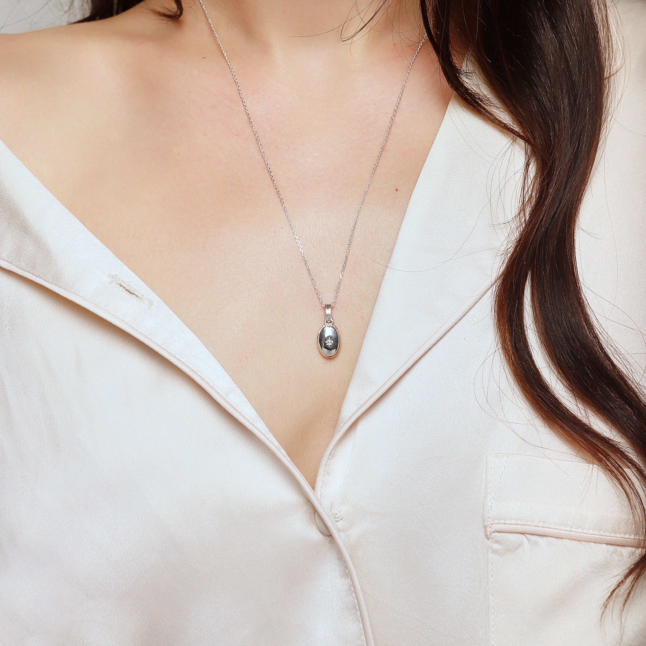 Madeline's Silver Vintage Oval Locket - Elegant Antique Jewelry for Women | Perfect for Weddings, Anniversaries & Special Occasions