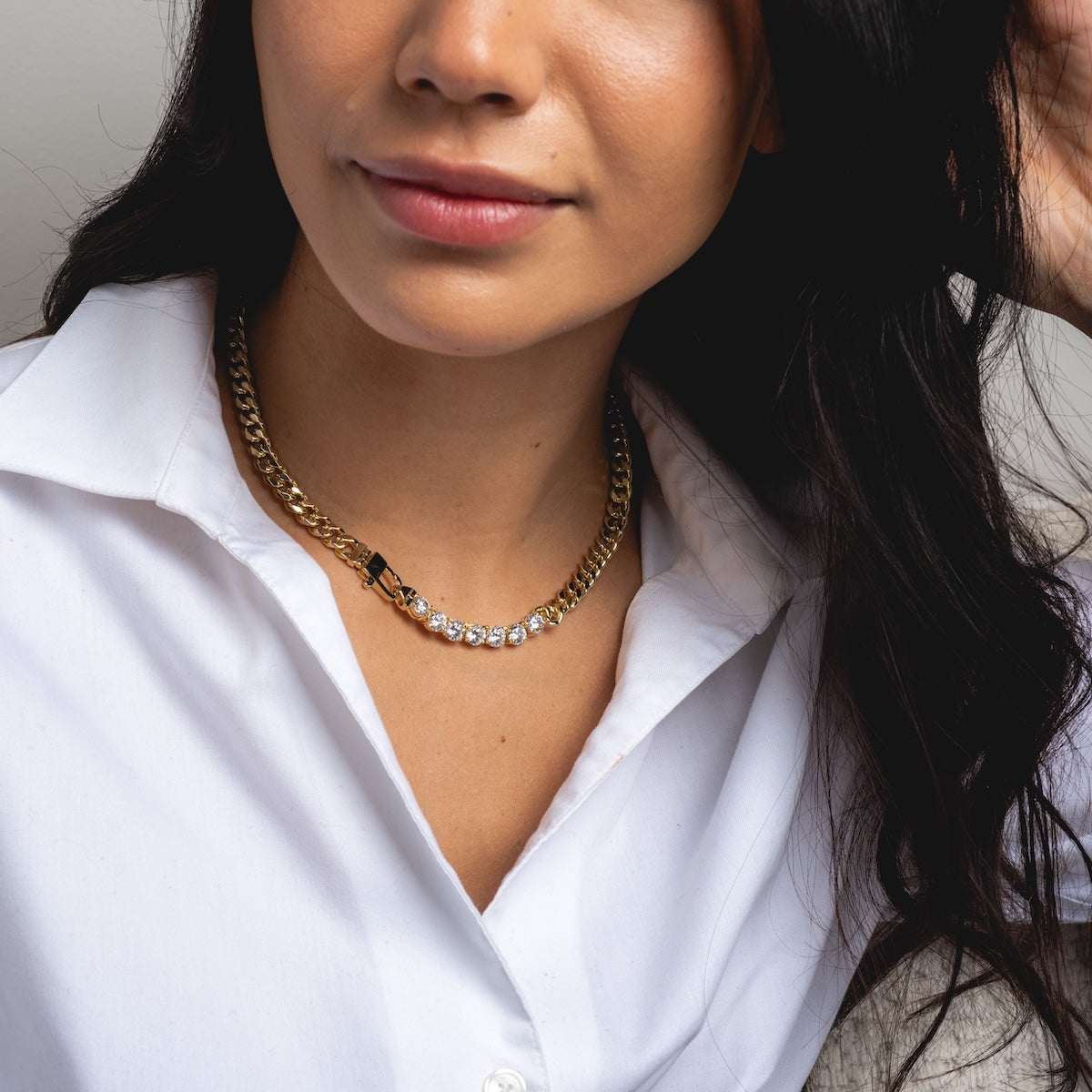 Julian Loves Diamonds Necklace for Women - Elegant 14K Gold Plated Pendant Jewelry Gift for Her - Perfect for Anniversary, Valentine's Day & Special Occasions