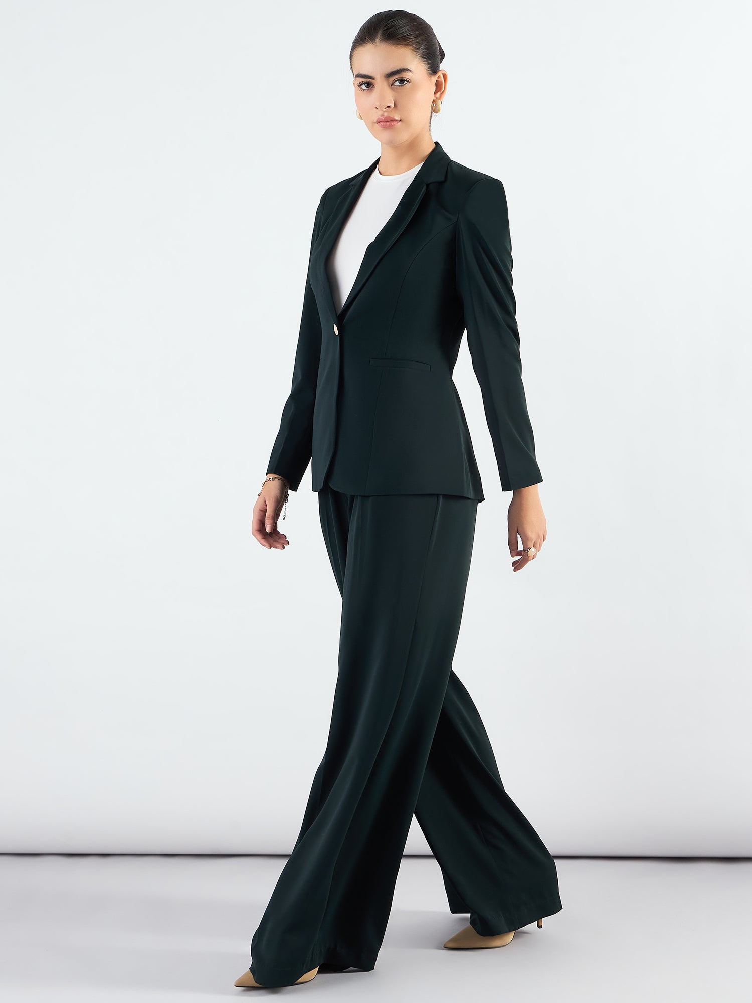 Stylish Green Classic Notched Lapel Tailored Fit Blazer & Stretchable Fabric Trousers Set | Perfect for Business Meetings, Office Wear & Formal Events