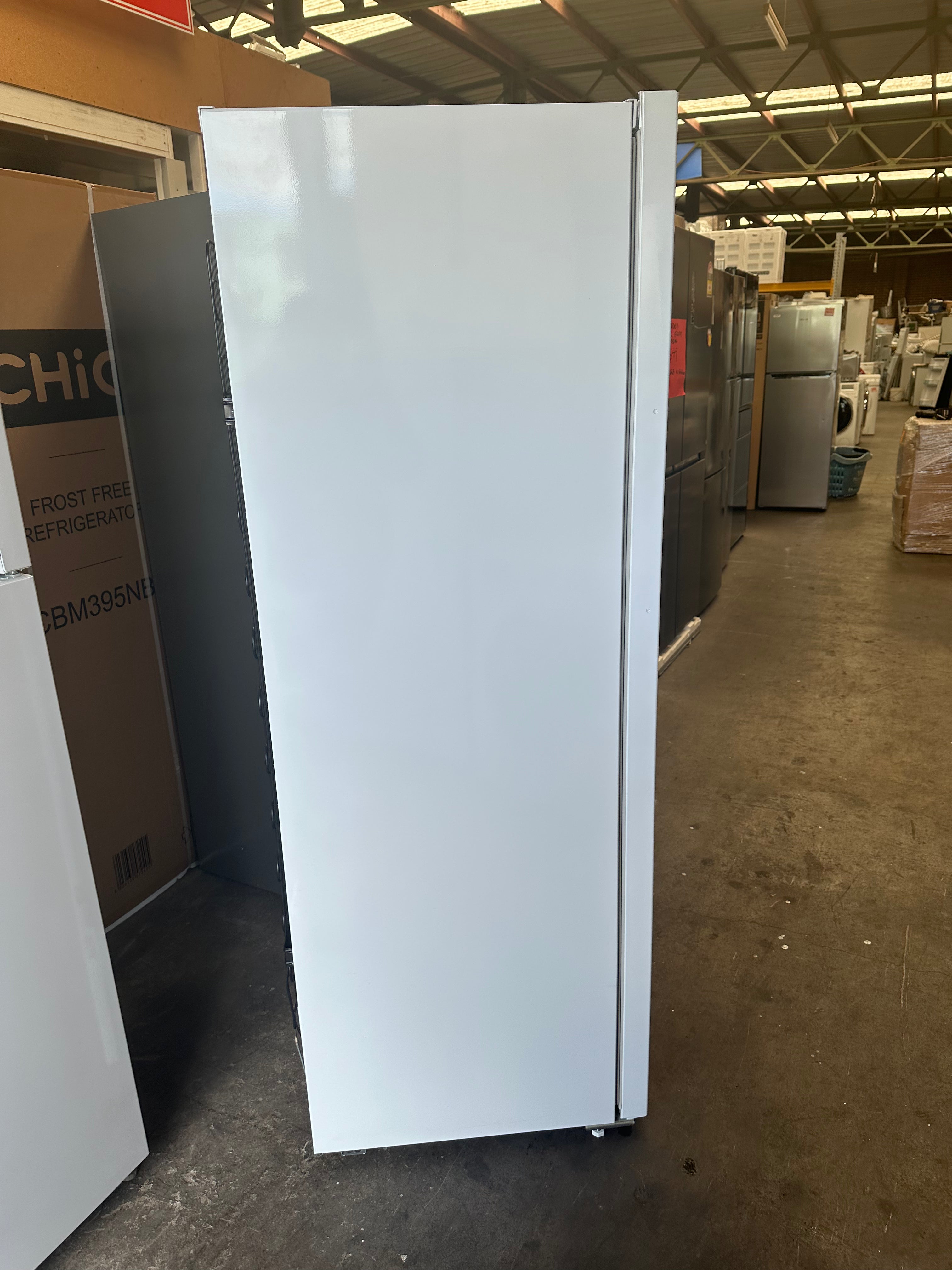 Beko 250L Frost Free Upright Freezer BVF290W - Energy Efficient European Made Appliance with 12 Month Warranty (Carton Damaged) - Perfect for Home, Restaurant & Commercial Kitchen Use