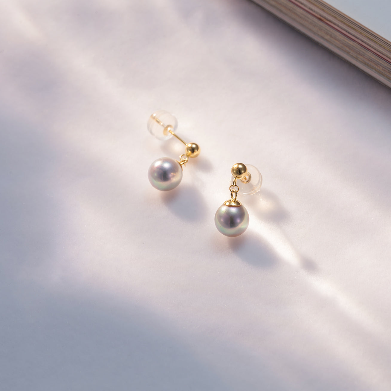 18K Silver Blue Akoya Pearl Earrings for Women - Classic Stud Earrings with Genuine Pearls - Perfect for Weddings, Parties & Special Occasions KE00134