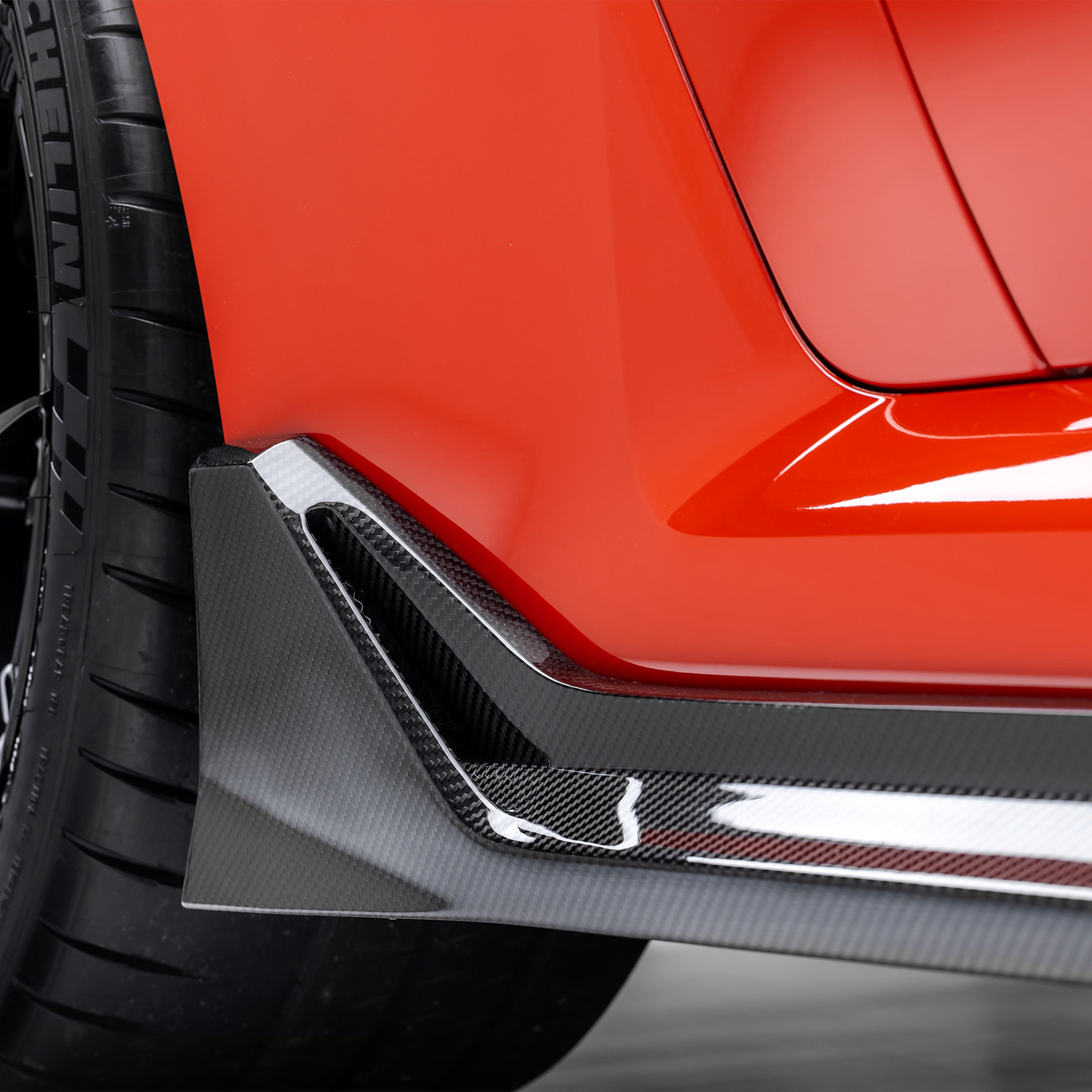 BMW G8X M2 VRS Aero Vented Fenders with Side Skirts - Carbon Fiber PP 2X2 Glossy V Style™️ - High-Performance Upgrade for Track & Street Racing