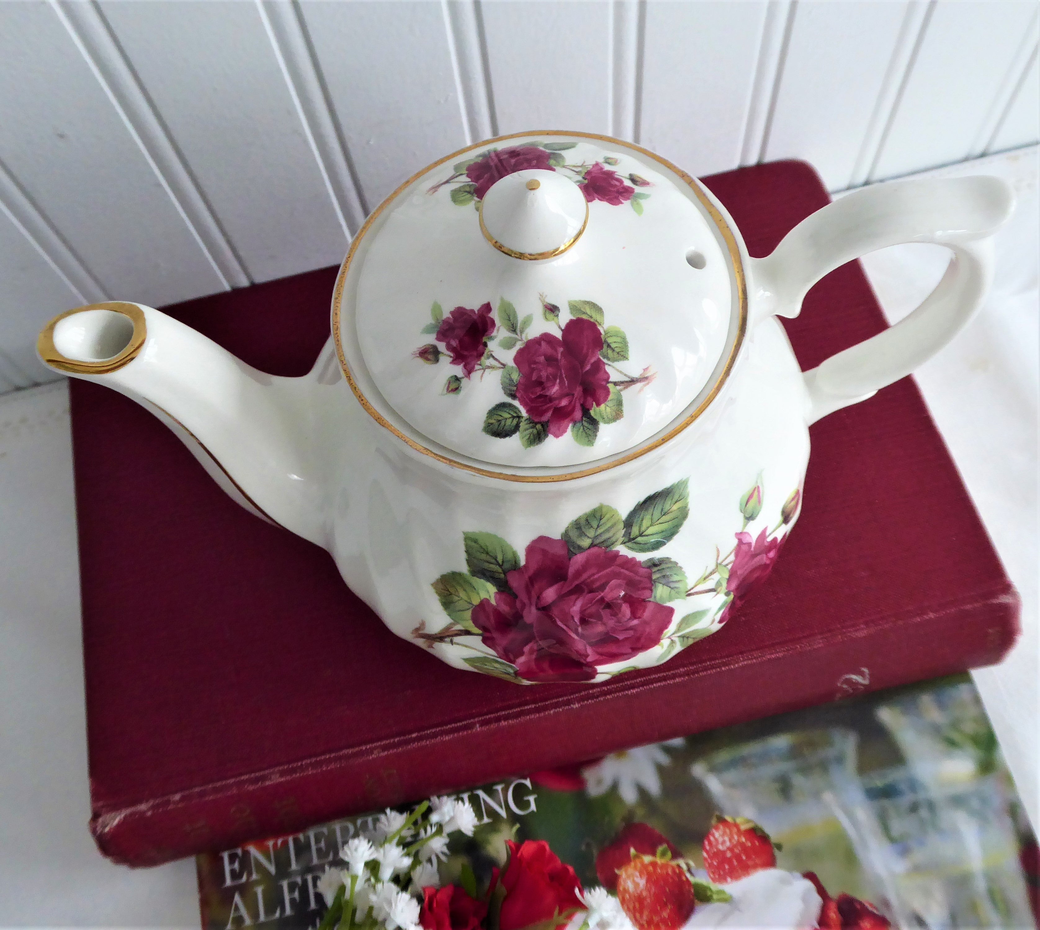 Royal Patrician English Teapot - Crown Dorset Burgundy Rose Design, 10oz Capacity, Perfect for Afternoon Tea for Two | Elegant Tea Set for Home, Bridal Shower & Vintage Decor