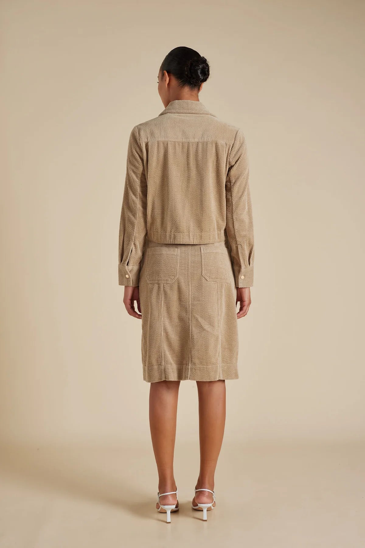 Charlie Corduroy Jacket in Camel - Stylish Men's Corduroy Coat for Fall & Winter Fashion | Perfect for Casual Outings & Outdoor Adventures