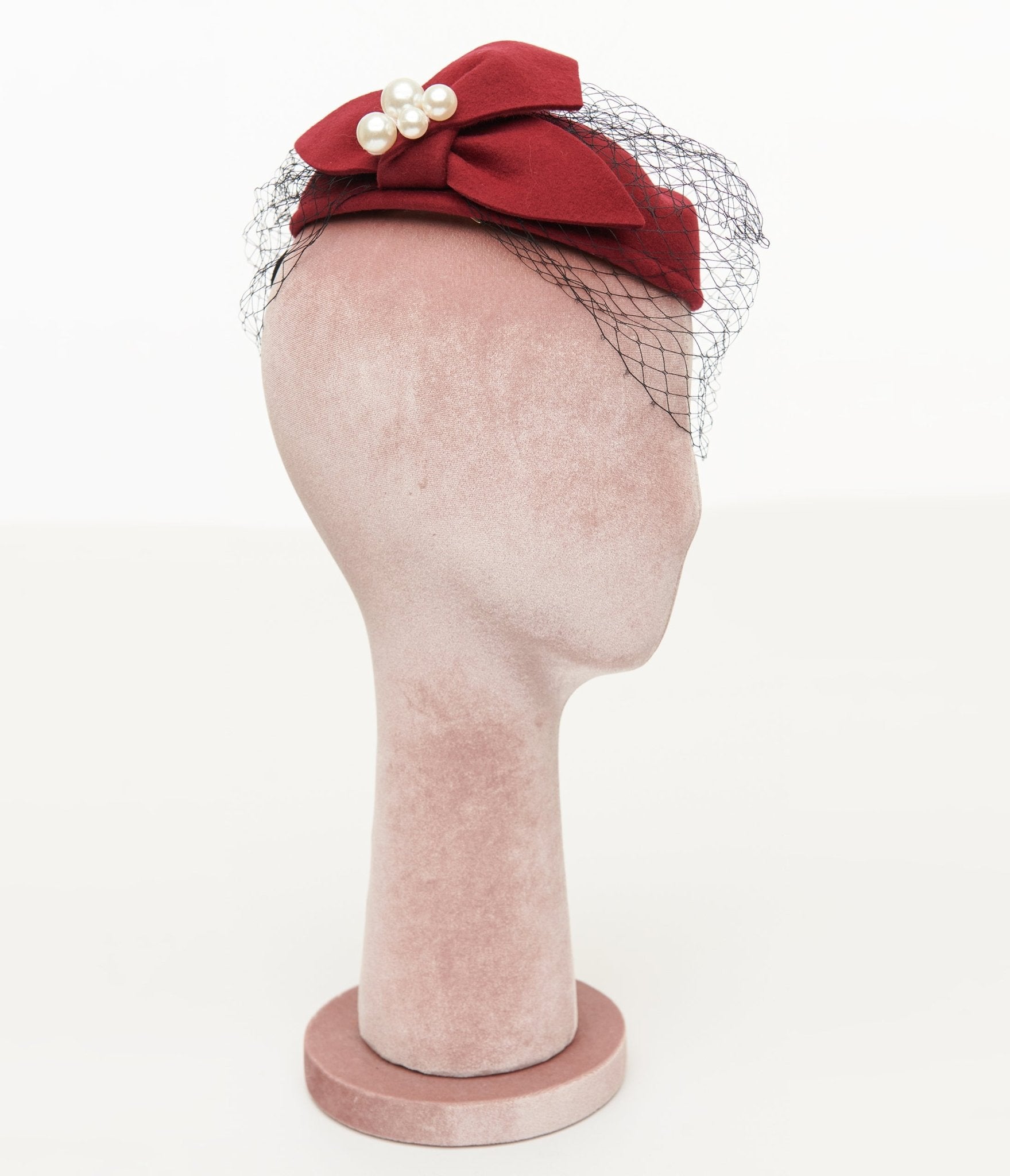 Vintage 1950s Red Pearl Pillbox Hat for Women - Retro Elegant Cloche Style Headpiece - Perfect for Weddings, Tea Parties & Vintage Fashion Events