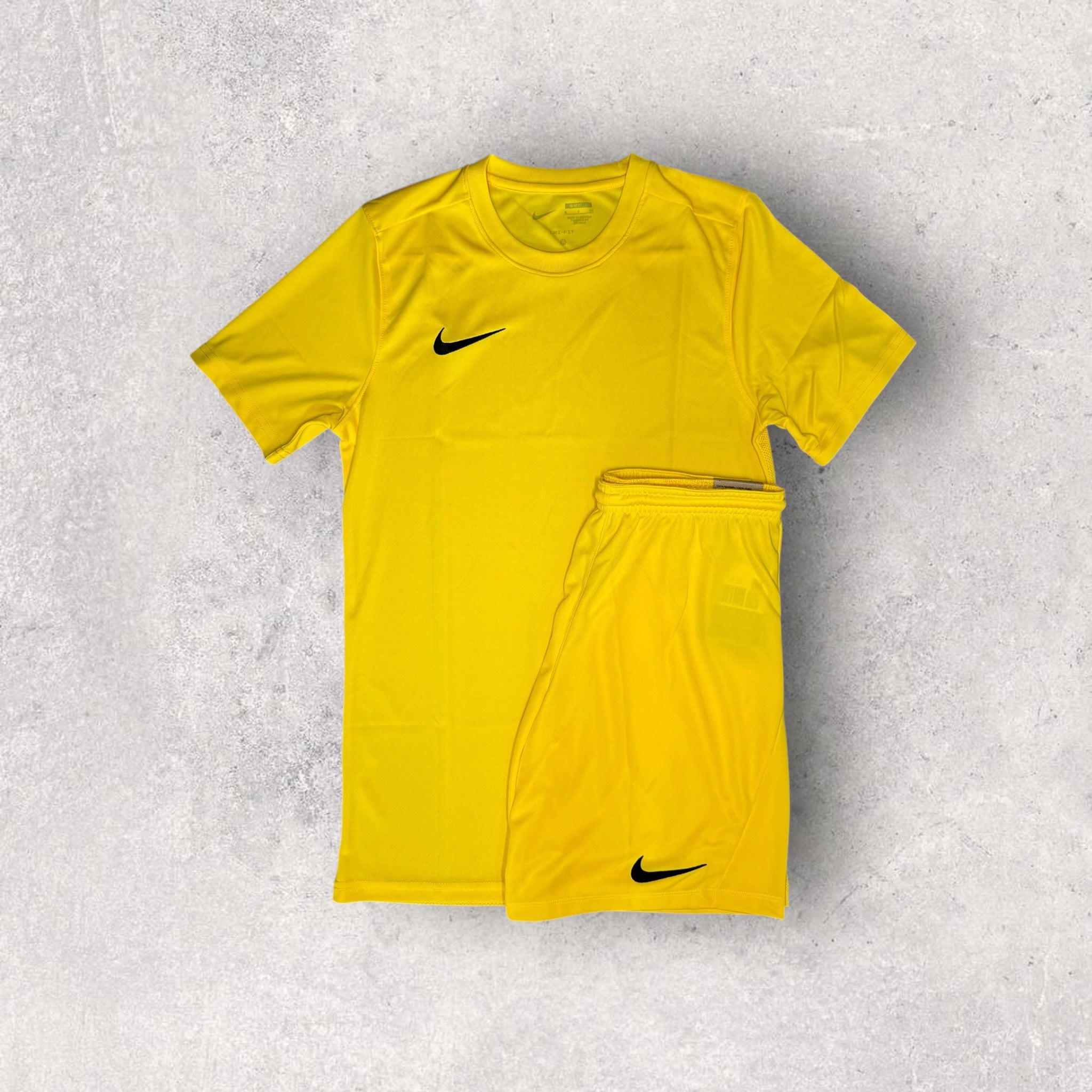 Nike Dri-FIT Performance T-Shirt & Shorts Set - Moisture-Wicking, Breathable Workout Outfit for Men & Women | Gym, Running, Training & Sports Activities
