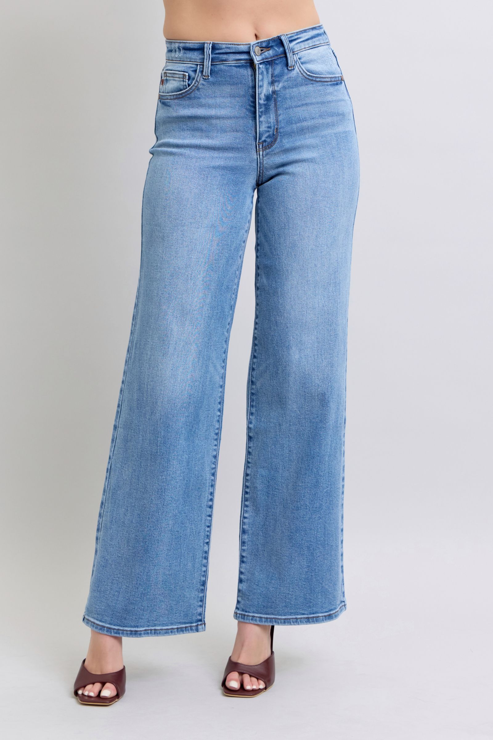 Judy Blue Women's High Waist Wide Leg Jeans with Pockets - Comfortable Stretch Denim for Casual Wear & Everyday Outfits