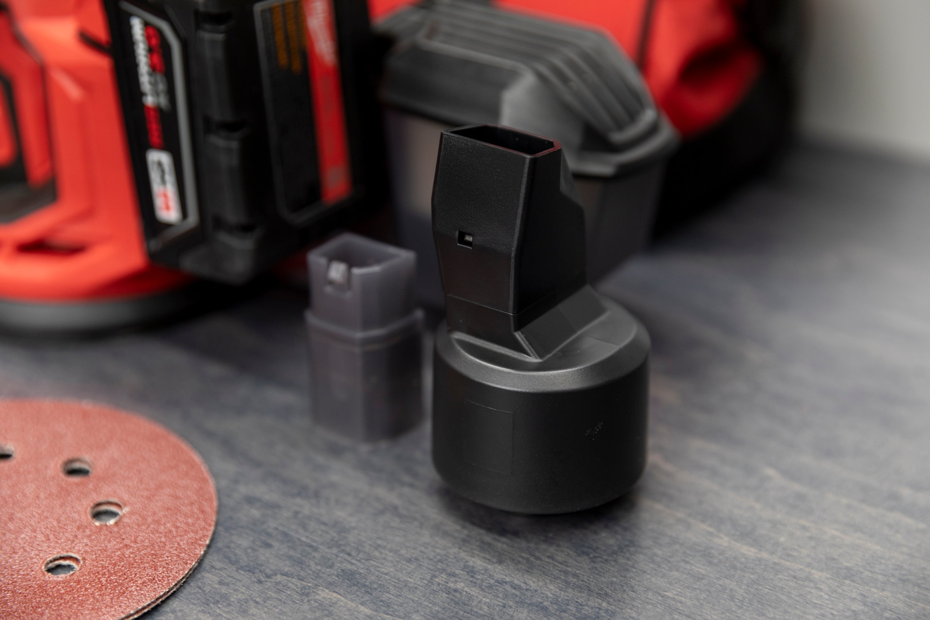 Milwaukee M18™ Random Orbital Sander - Cordless Electric Sander for Woodworking & Sanding Projects - Perfect for DIY, Furniture Refinishing & Auto Body Work