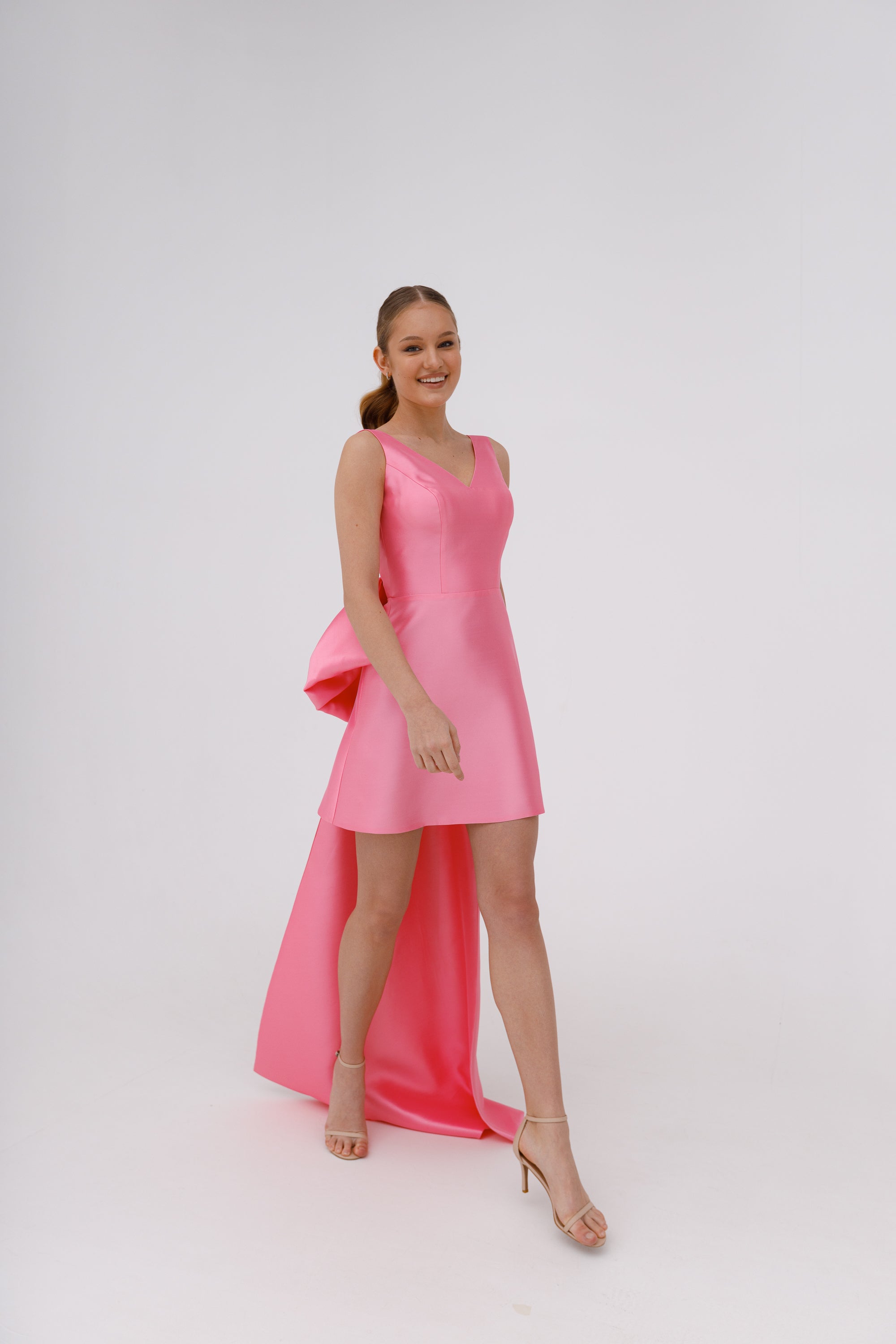 Elegant Mikado Evening Gown in Tofu Pink - Perfect for Prom, Wedding, and Formal Events