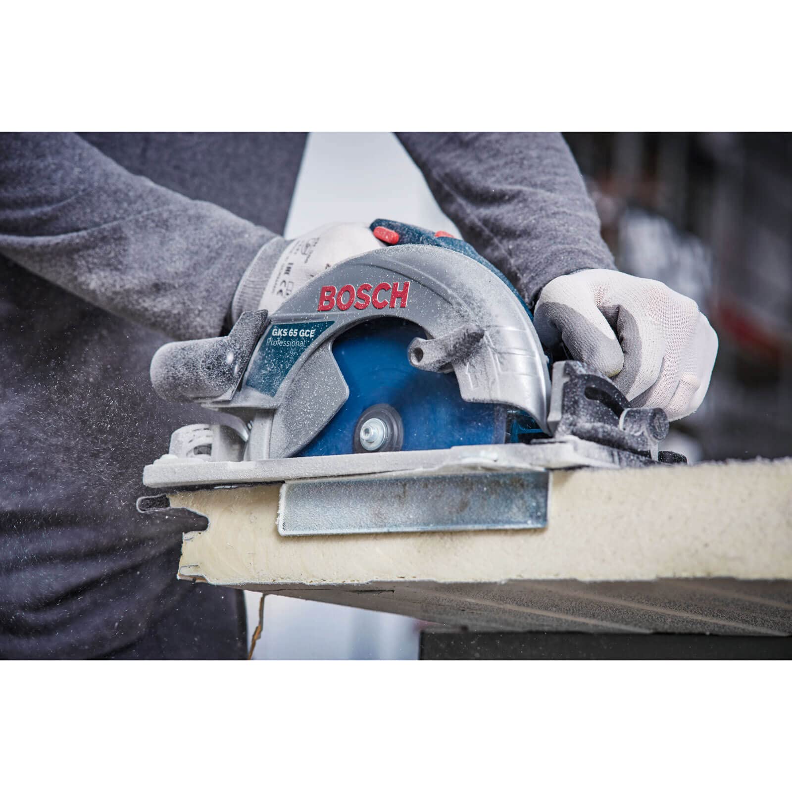 Bosch 2330226 7-1/4 Inch Circular Saw Blade with 24 Teeth - Premium Carbide Tipped for Fast, Smooth Cuts in Wood & Plywood - Ideal for DIY Projects, Carpentry, and Construction Work