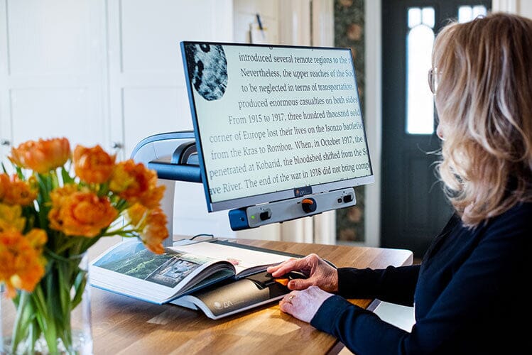 MagniLink Vision - Portable Electronic Magnifier for Low Vision & Reading Assistance - Ideal for Books, Newspapers, and Documents at Home or Office