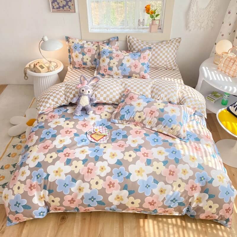 Pastel Brown Floral Bedding Set - Soft & Stylish Duvet Cover with Pillowcases - Perfect for Boho & Farmhouse Bedrooms