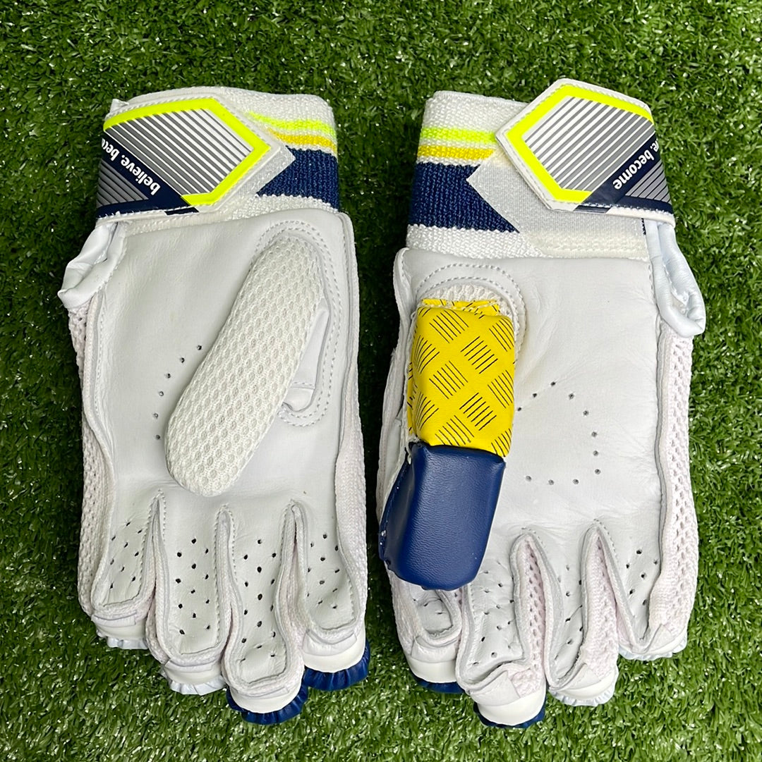 SG Litevate Junior/Youth Cricket Batting Gloves - Lightweight Protective Gear for Young Players - Perfect for Practice, Training & Matches
