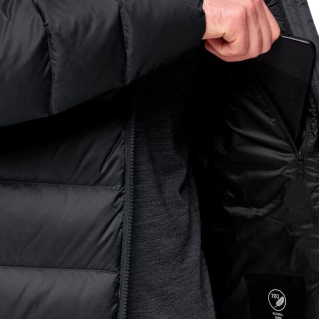 Jack Wolfskin Nebelhorn Men's Down Jacket - Lightweight Winter Coat for Hiking & Outdoor Activities | Water-Resistant Insulated Puffer Jacket for Cold Weather Adventures